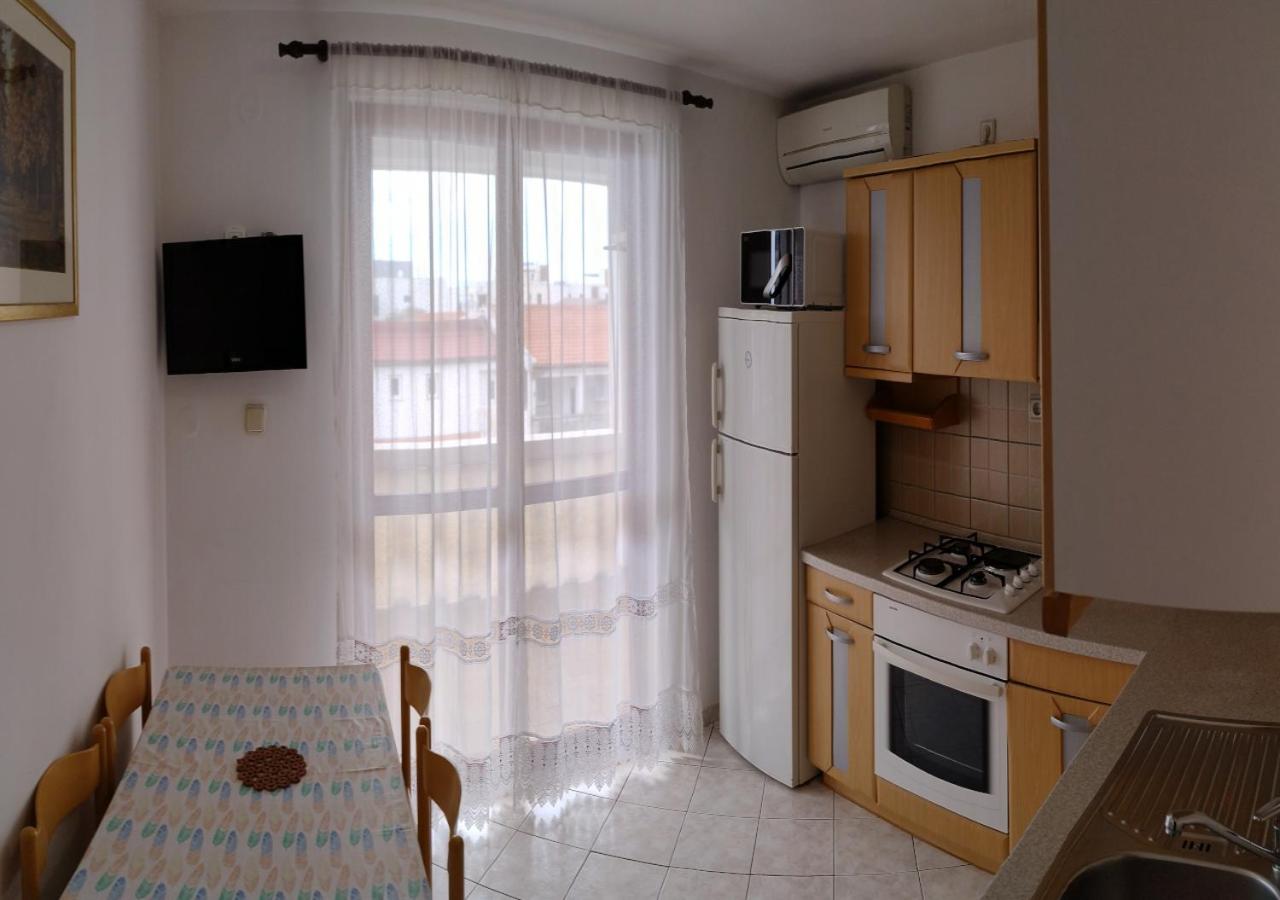 Photo 33