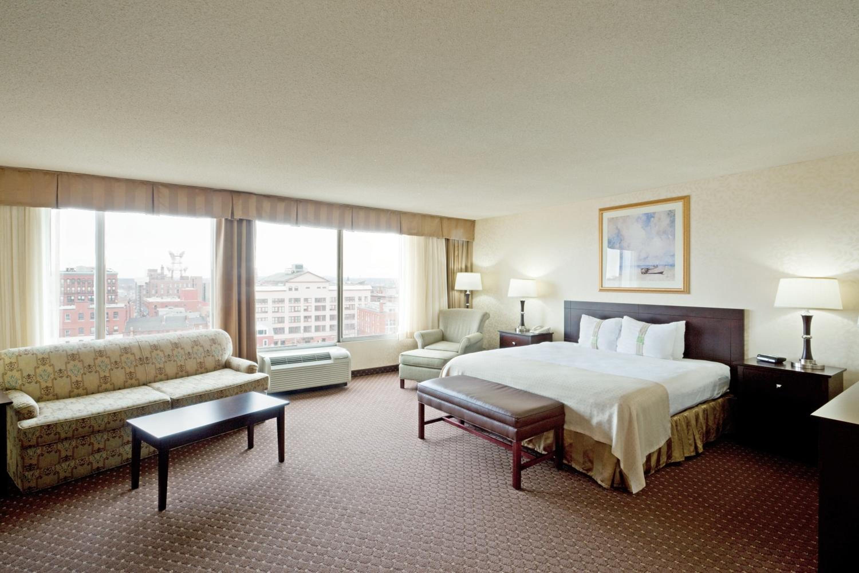 Portland Vacations - Holiday Inn Portland-By the Bay, an IHG Hotel - Property Image 25
