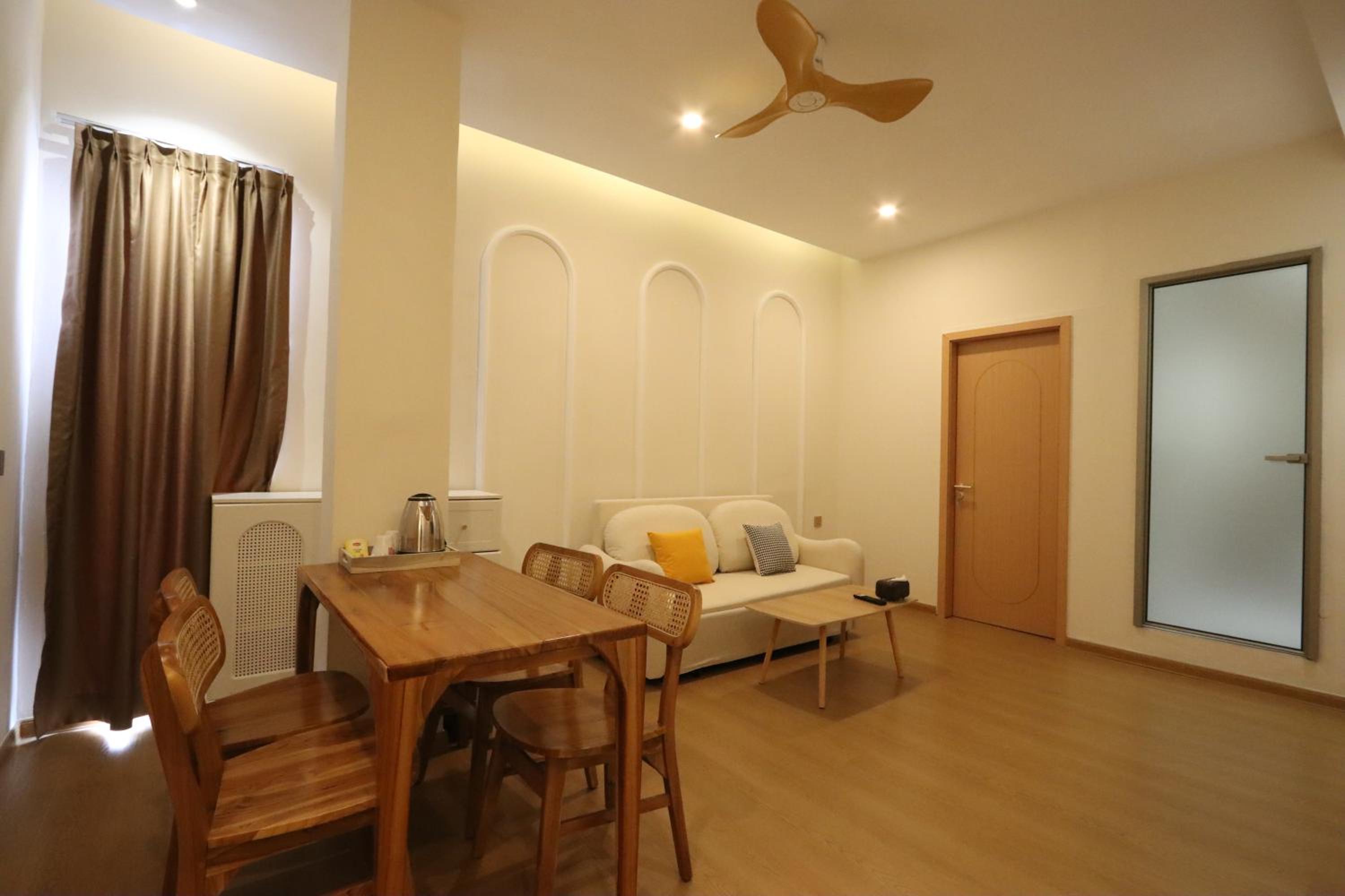 Casabella Homestay 201 Batam Penuin view 5