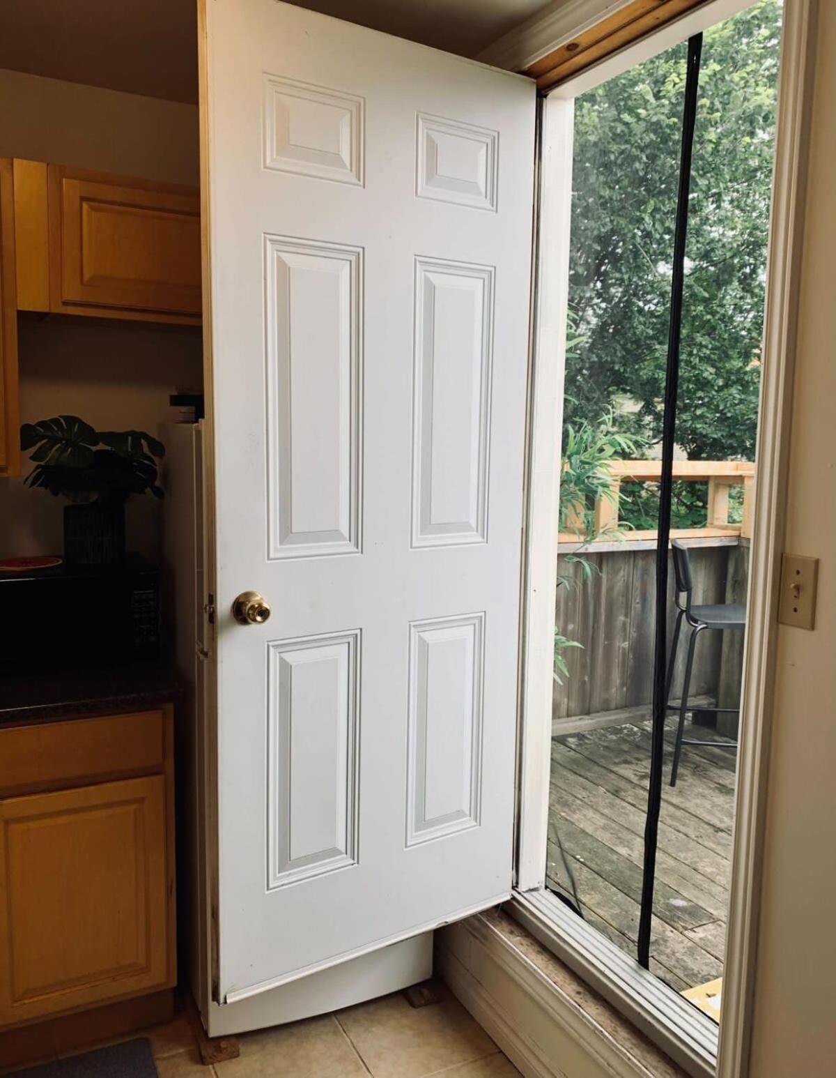 Pet-Friendly Lovely Studio #2 at Doggy Digs, Balcony
