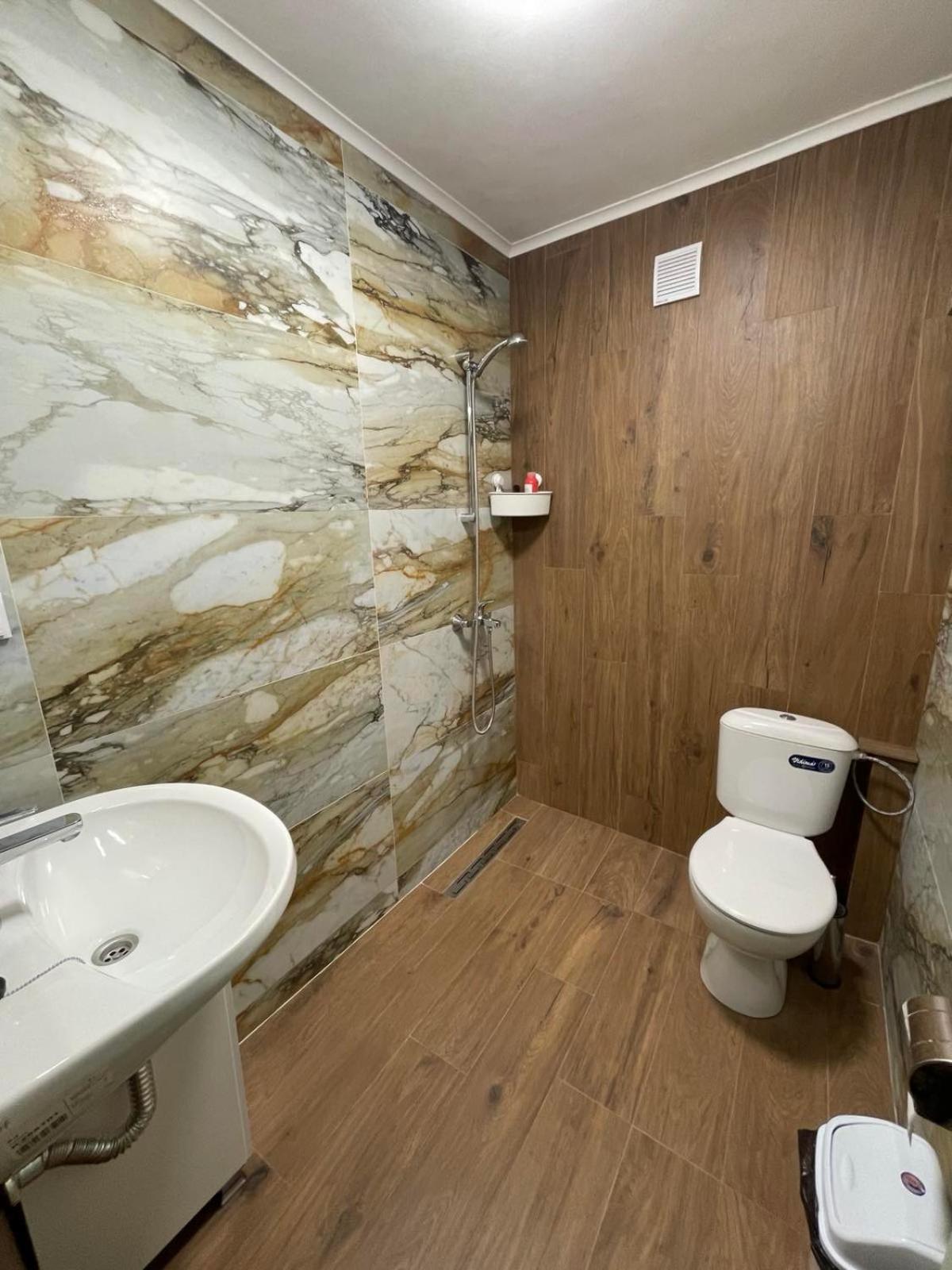 NiDo Cozy 3BR Apartment Kapana Top Center