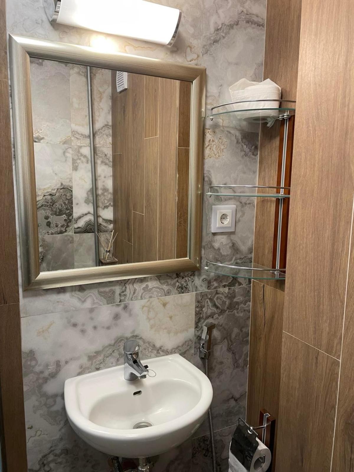 NiDo Cozy 3BR Apartment Kapana Top Center