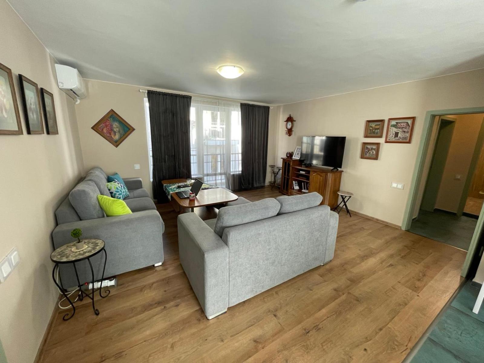 NiDo Cozy 3BR Apartment Kapana Top Center