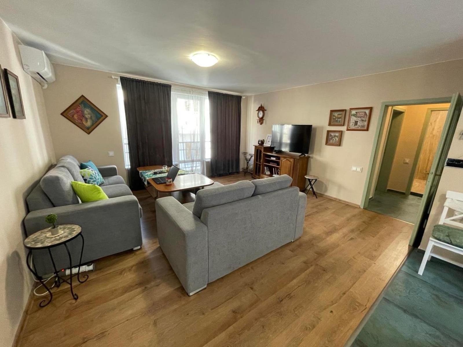 NiDo Cozy 3BR Apartment Kapana Top Center
