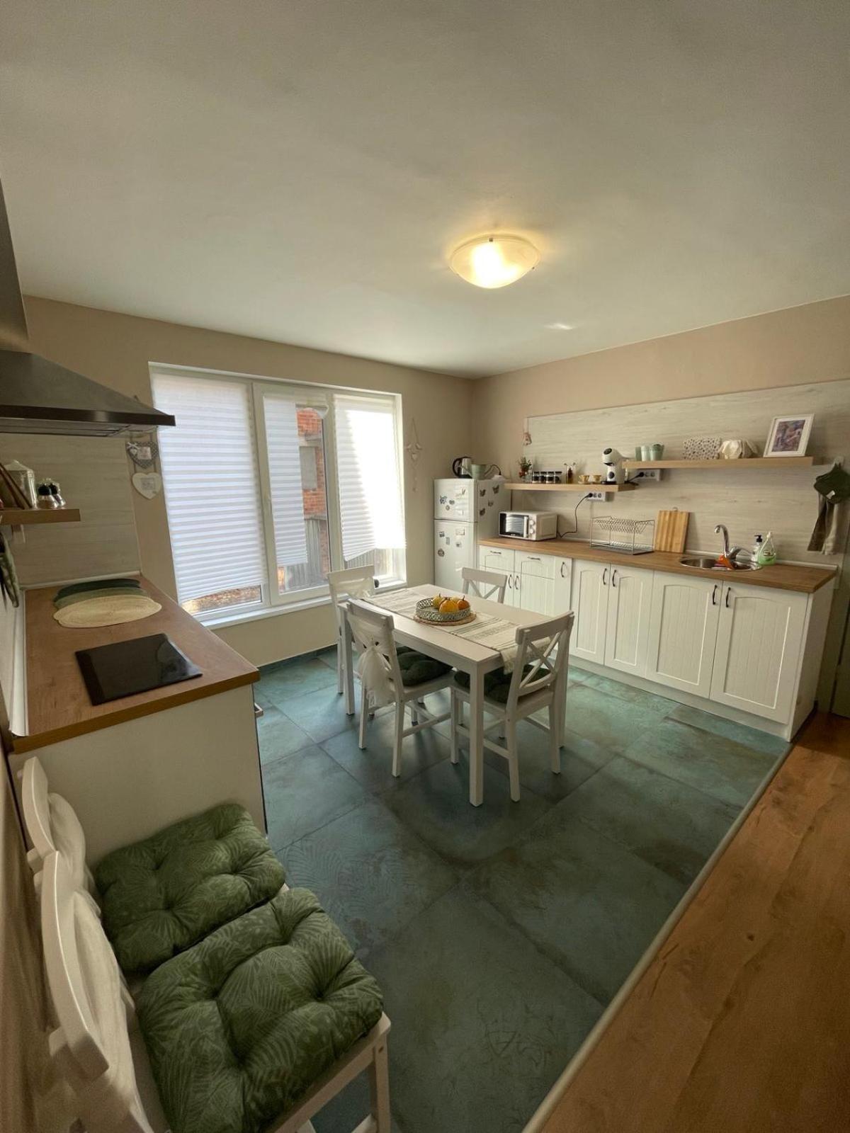 NiDo Cozy 3BR Apartment Kapana Top Center