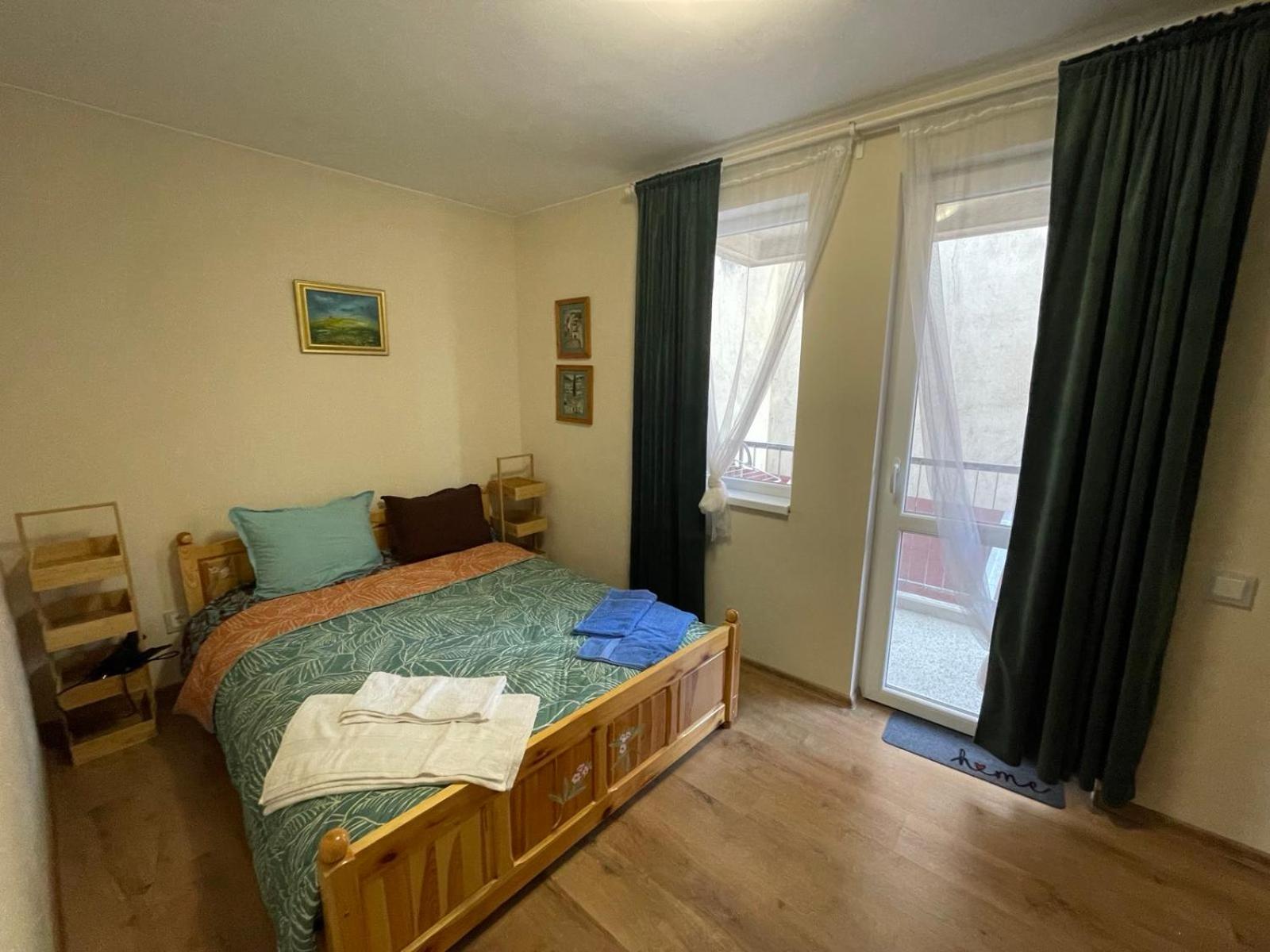 NiDo Cozy 3BR Apartment Kapana Top Center