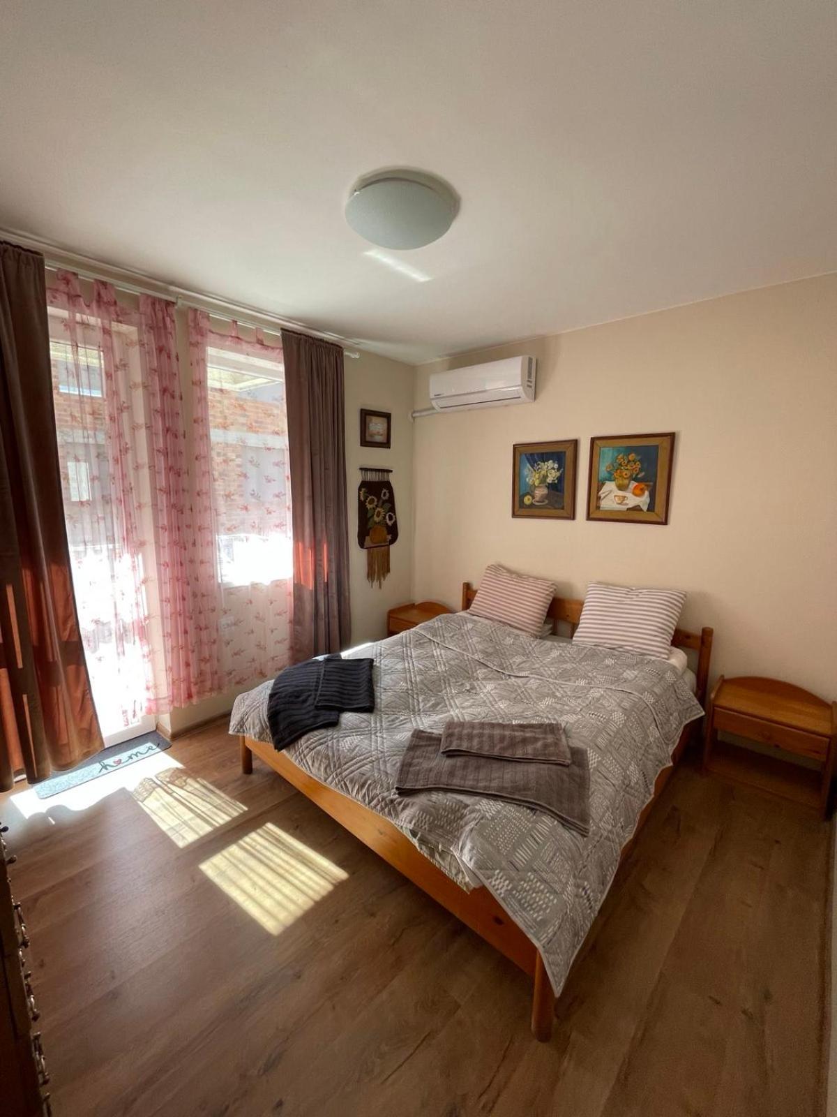 NiDo Cozy 3BR Apartment Kapana Top Center