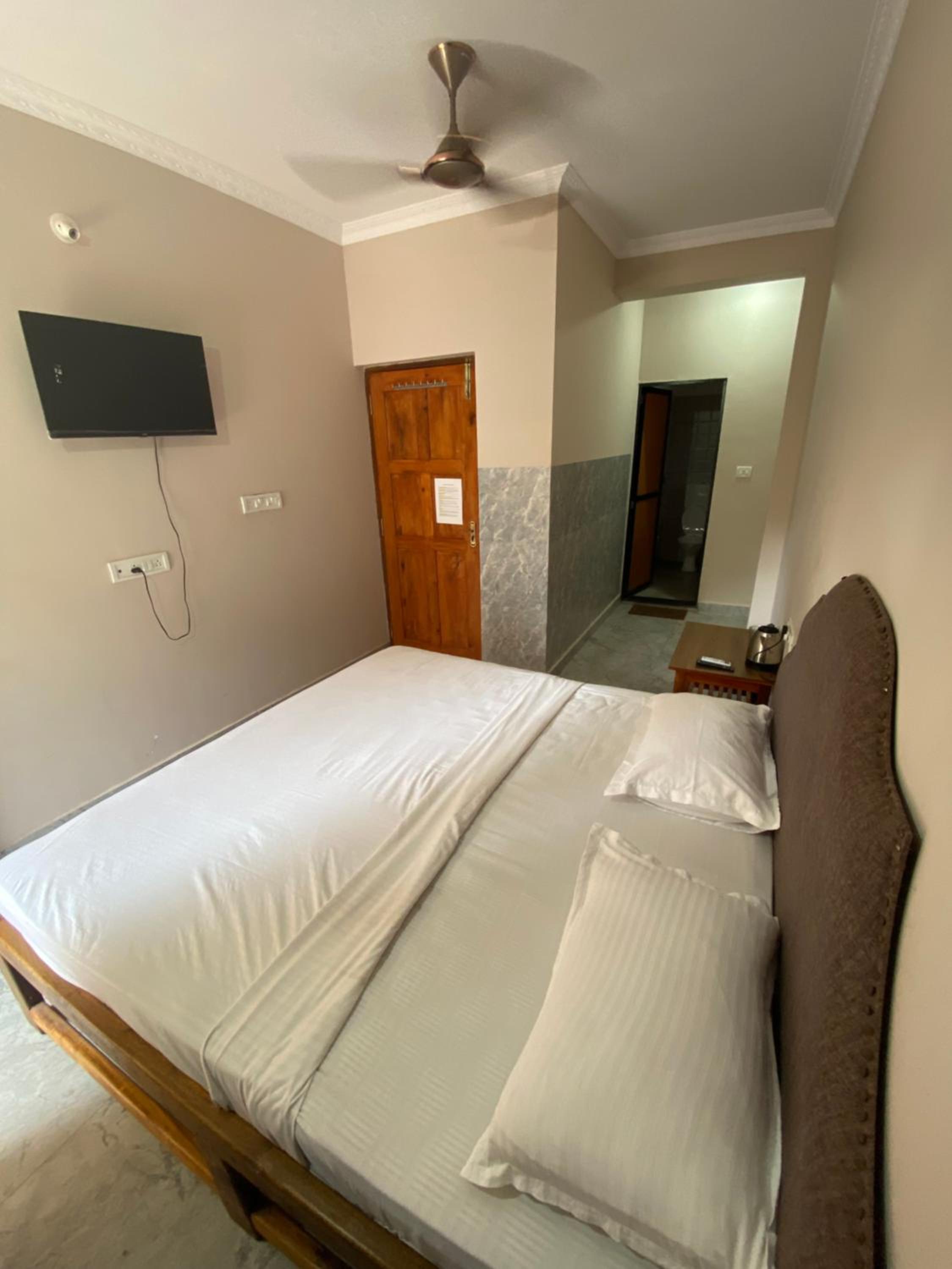 Ariel Guesthouse