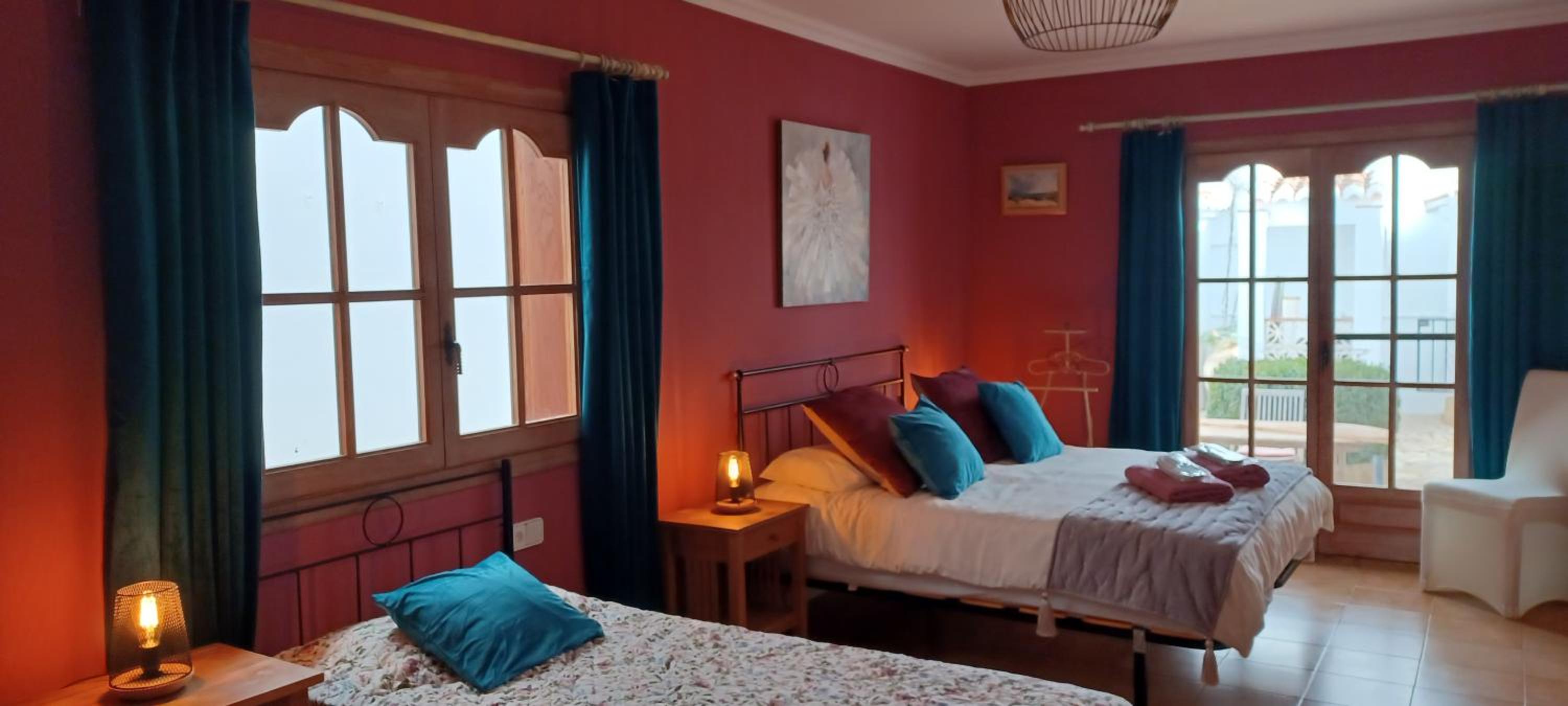 Casa Roble B&B