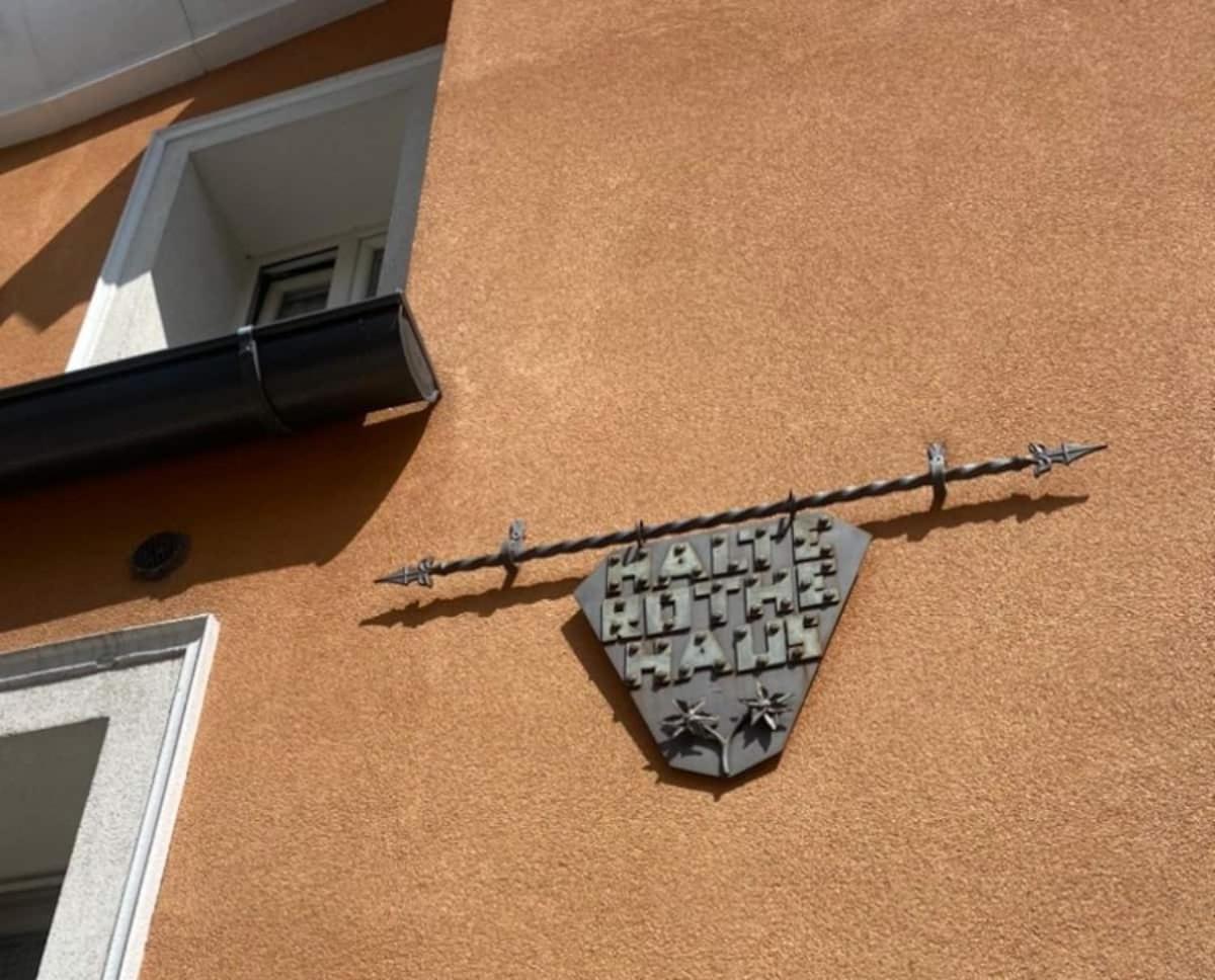 Alte Rote Haus view 3