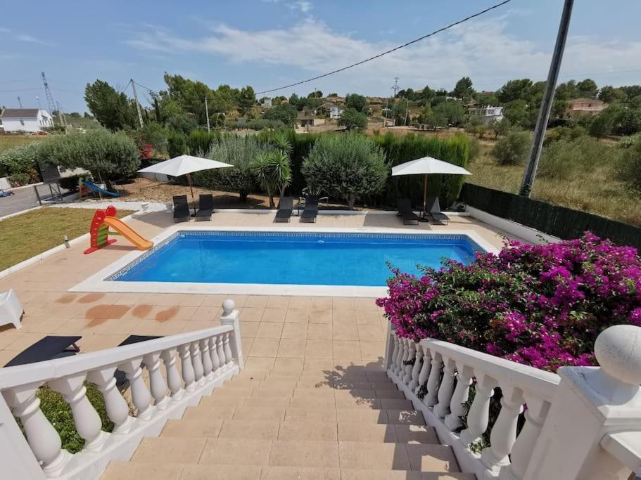 Casa el Girasol, rustig gelegen kindvriendelijke villa 10 p view 2