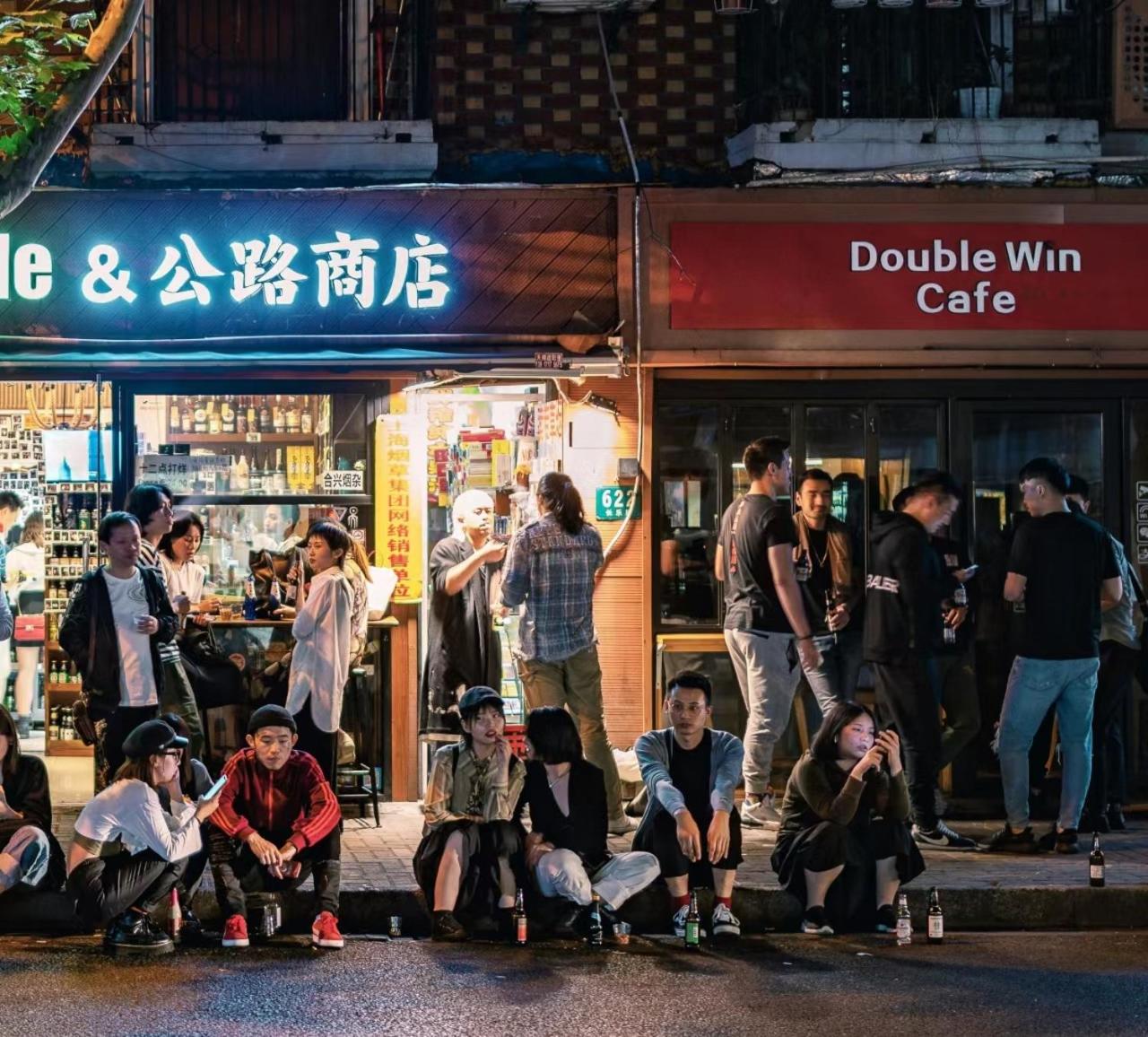Shanghai Downtown Yi Du B&B - Near South Shaanxi Road Metro Station 600meters