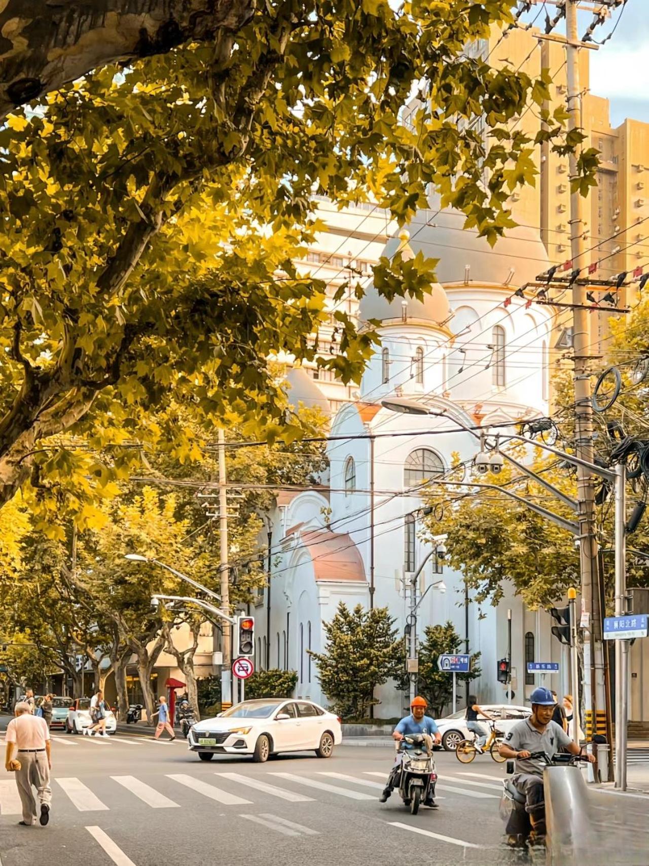 Shanghai Downtown Yi Du B&B - Near South Shaanxi Road Metro Station 600meters