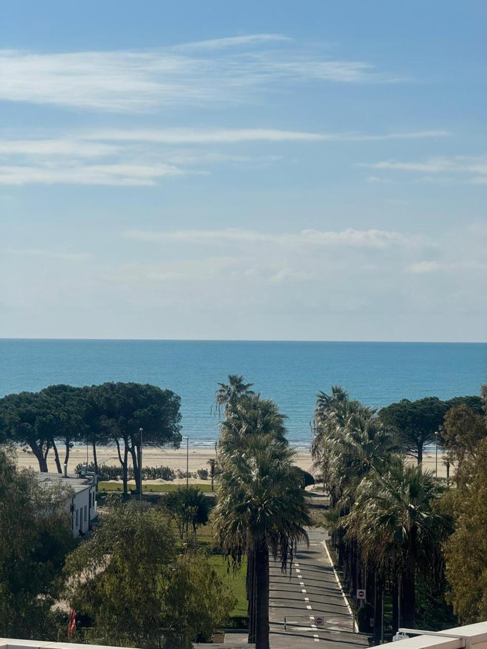 Royal Seaview Apartment