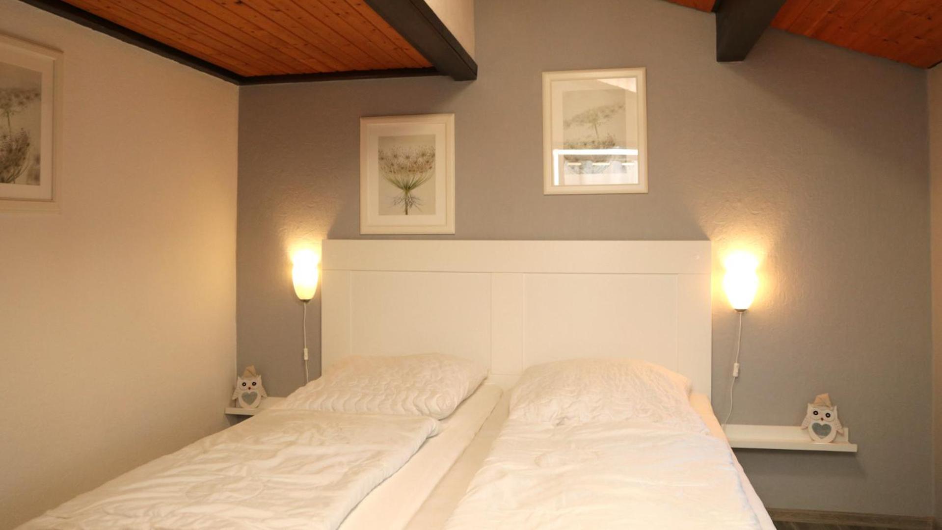 Ferienhaus Henneseeblick - Lake - View - Terrace - Hils - Wood - WIFI