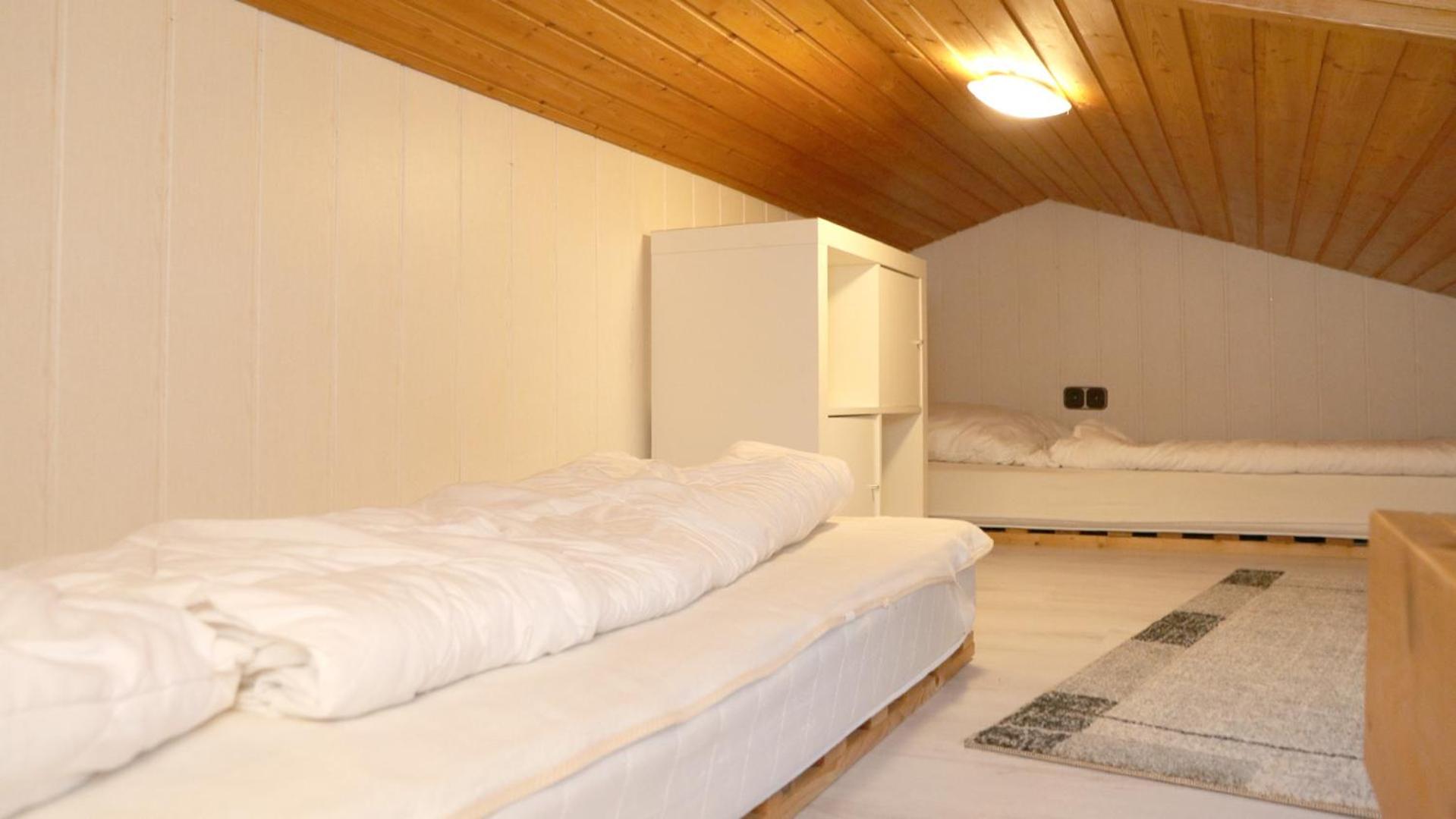 Ferienhaus Henneseeblick - Lake - View - Terrace - Hils - Wood - WIFI