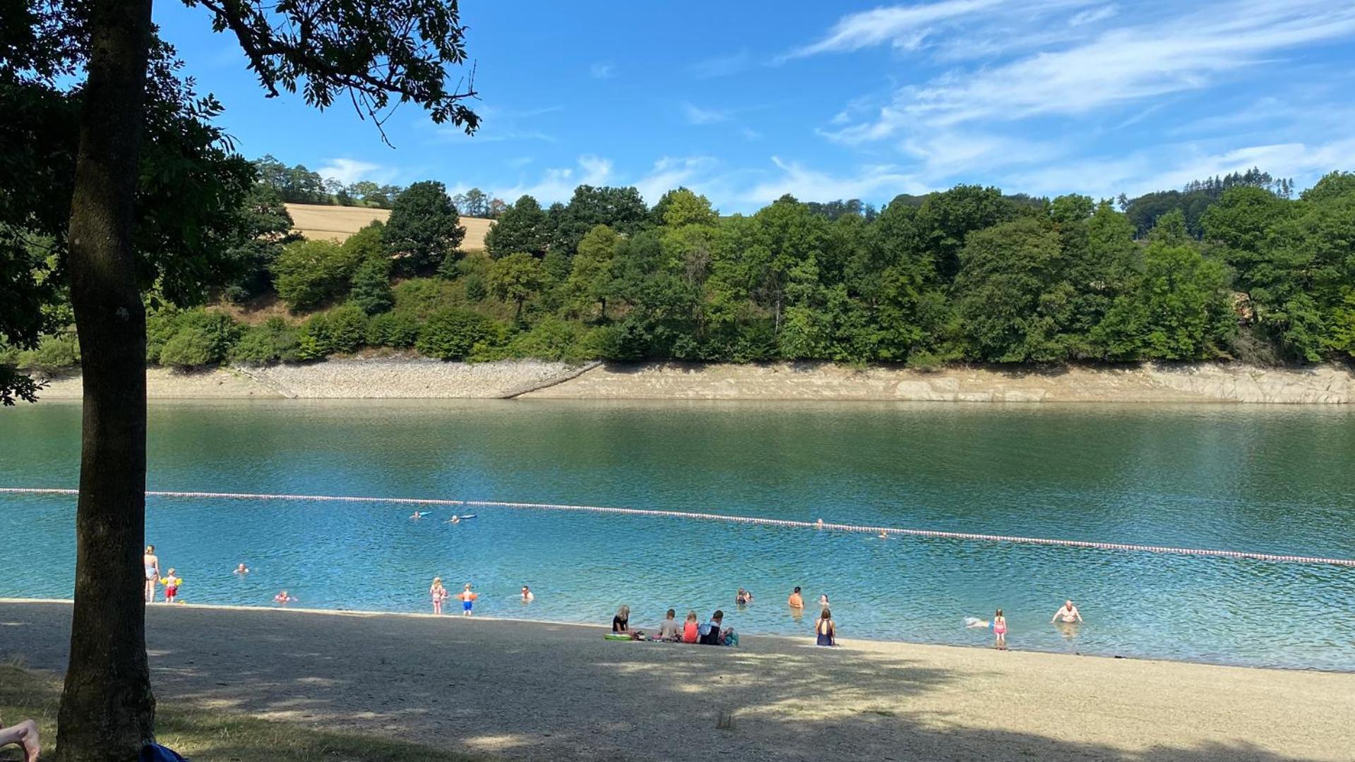Ferienhaus Henneseeblick - Lake - View - Terrace - Hils - Wood - WIFI