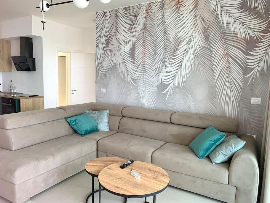 Green Luxe Apartment