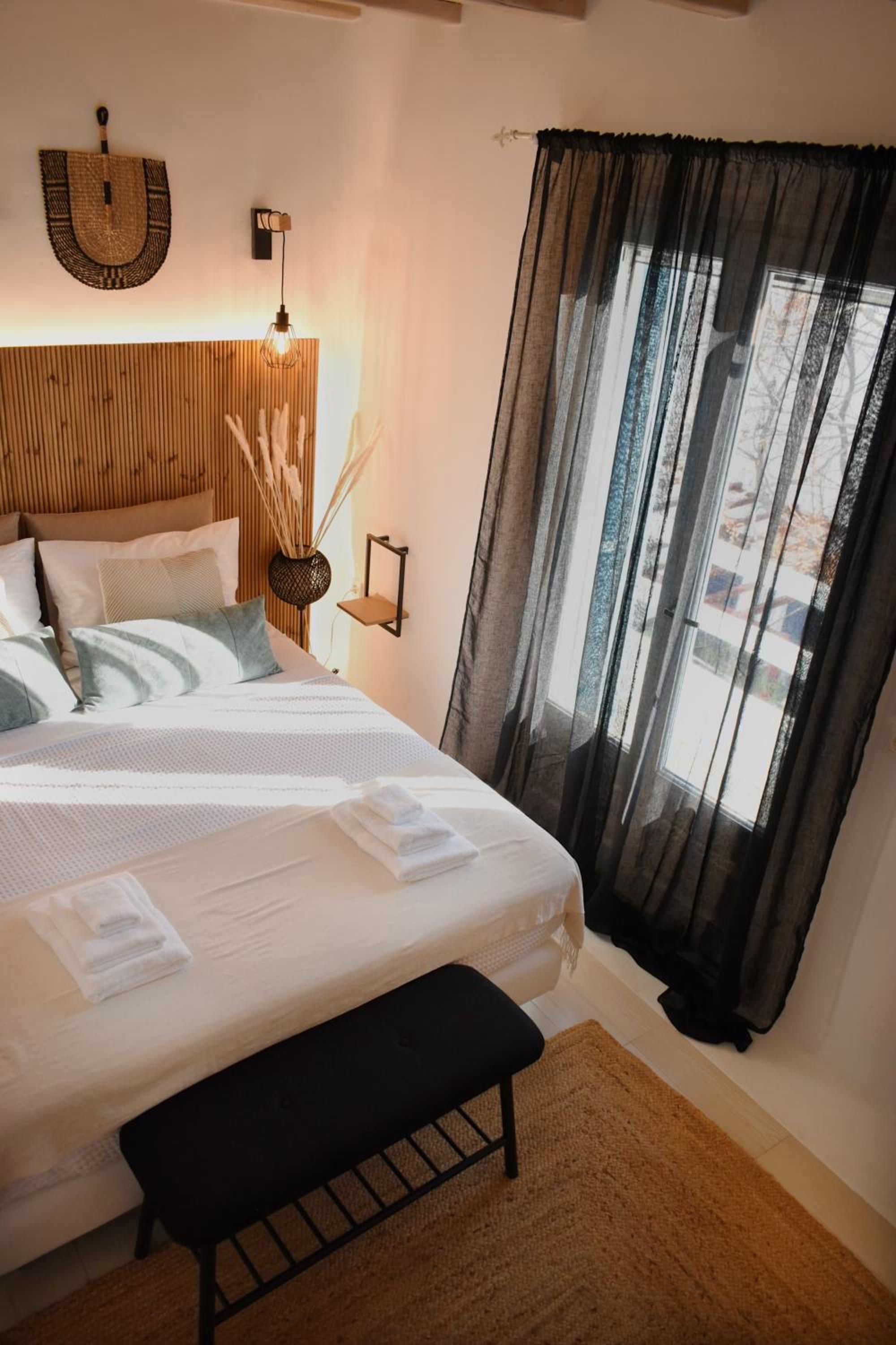 NISOS Home Stay photo 3