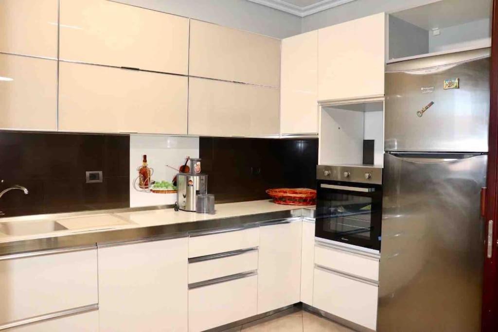 Olive Apartment Downtown Tirana