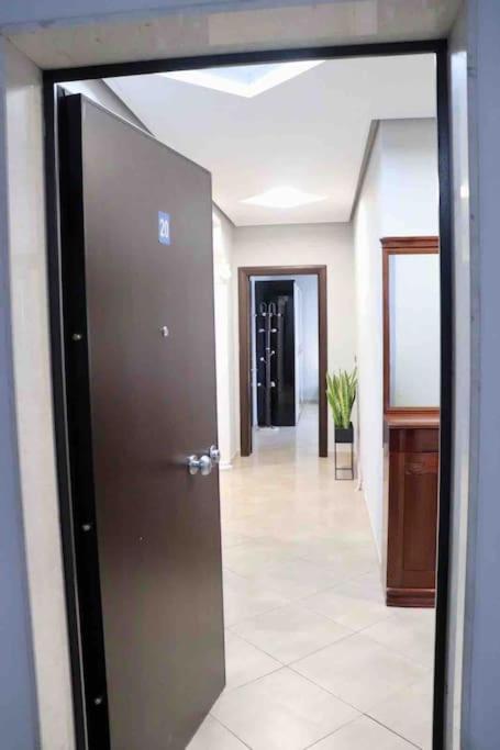 Olive Apartment Downtown Tirana