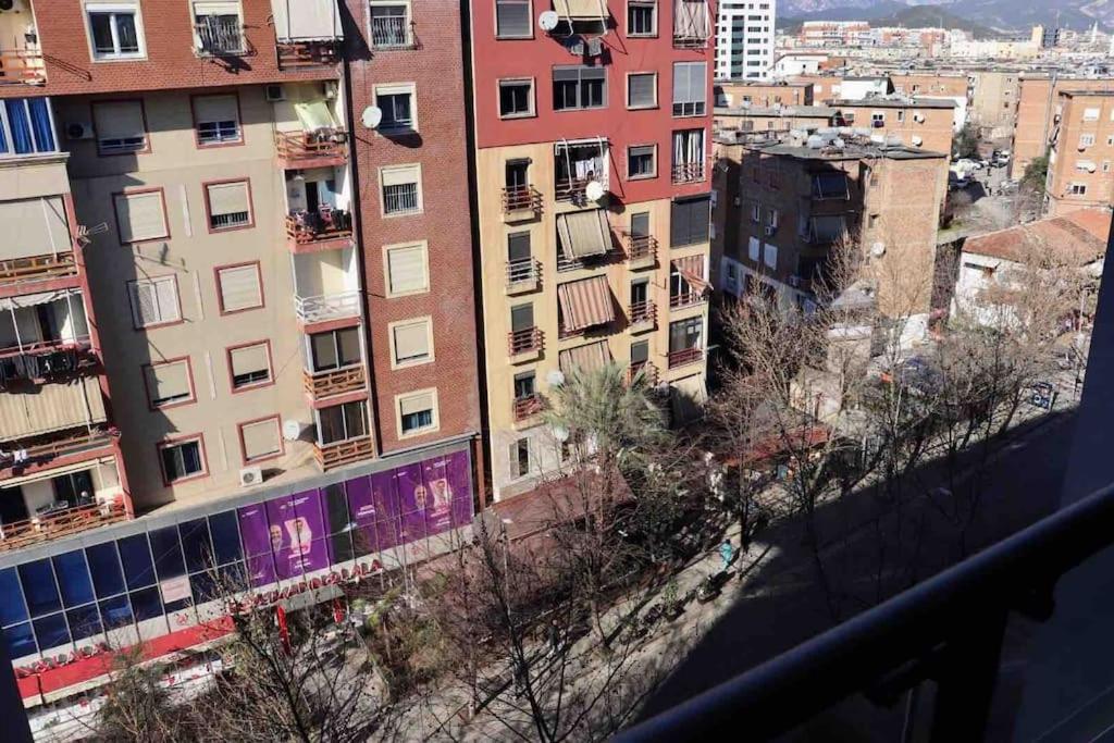 Olive Apartment Downtown Tirana