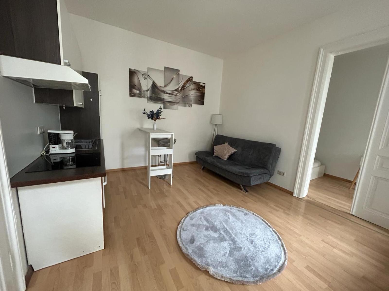 City Elegance Central Gem with FREE parking and FAST Internet 250 MBits