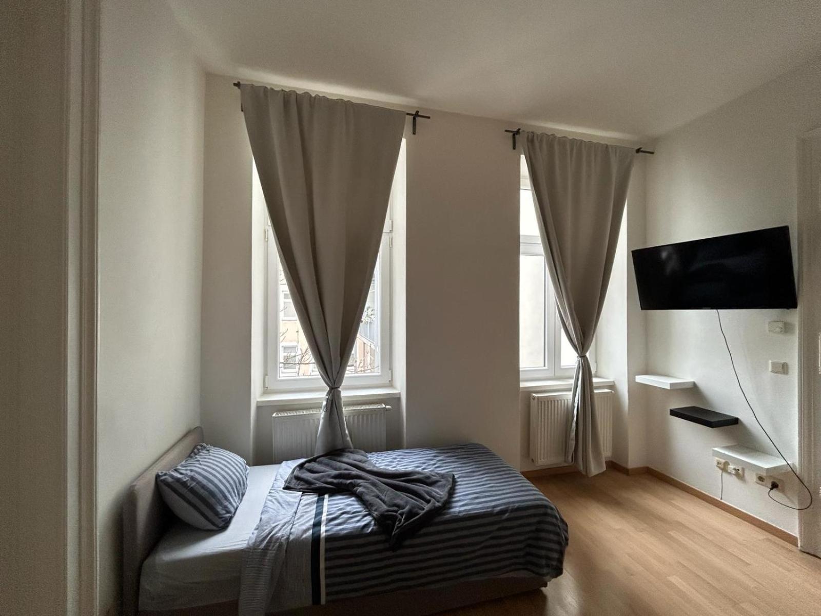 City Elegance Central Gem with FREE parking and FAST Internet 250 MBits