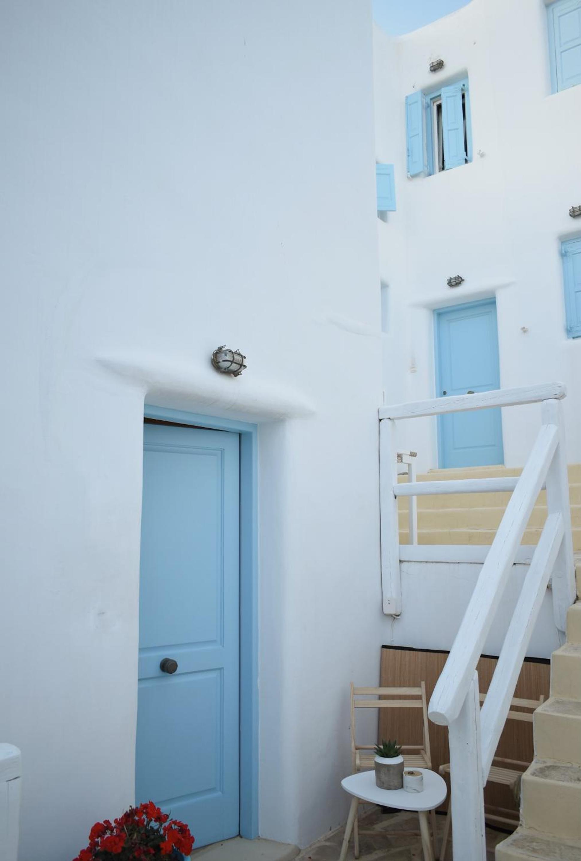 NISOS Home Stay