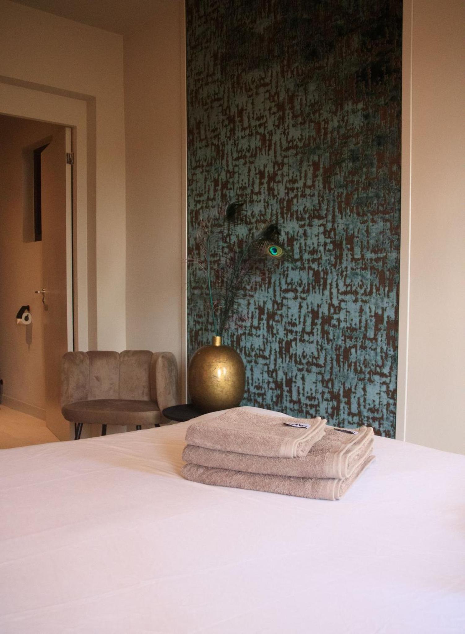 MAJOR. Suites Curaçao