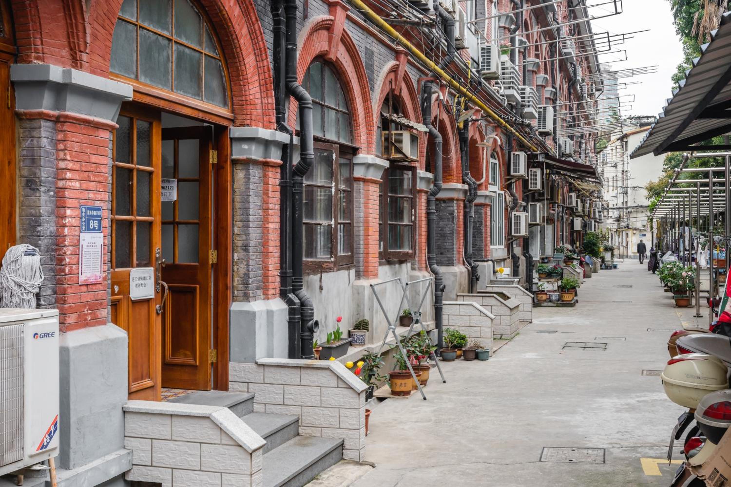 Shanghai Hills & Moment Family house close to The Bund