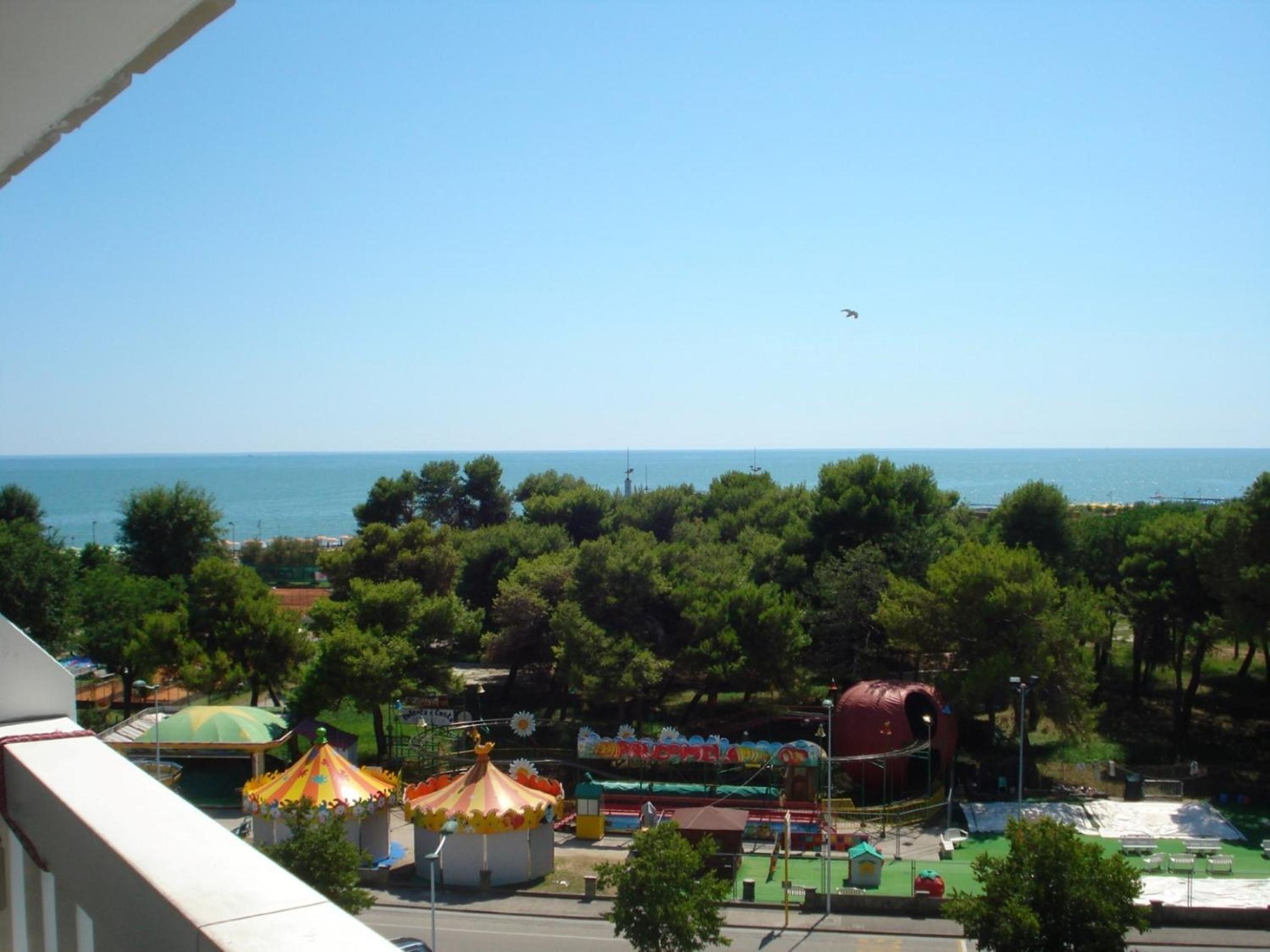 Seaview studio for two-Beahost