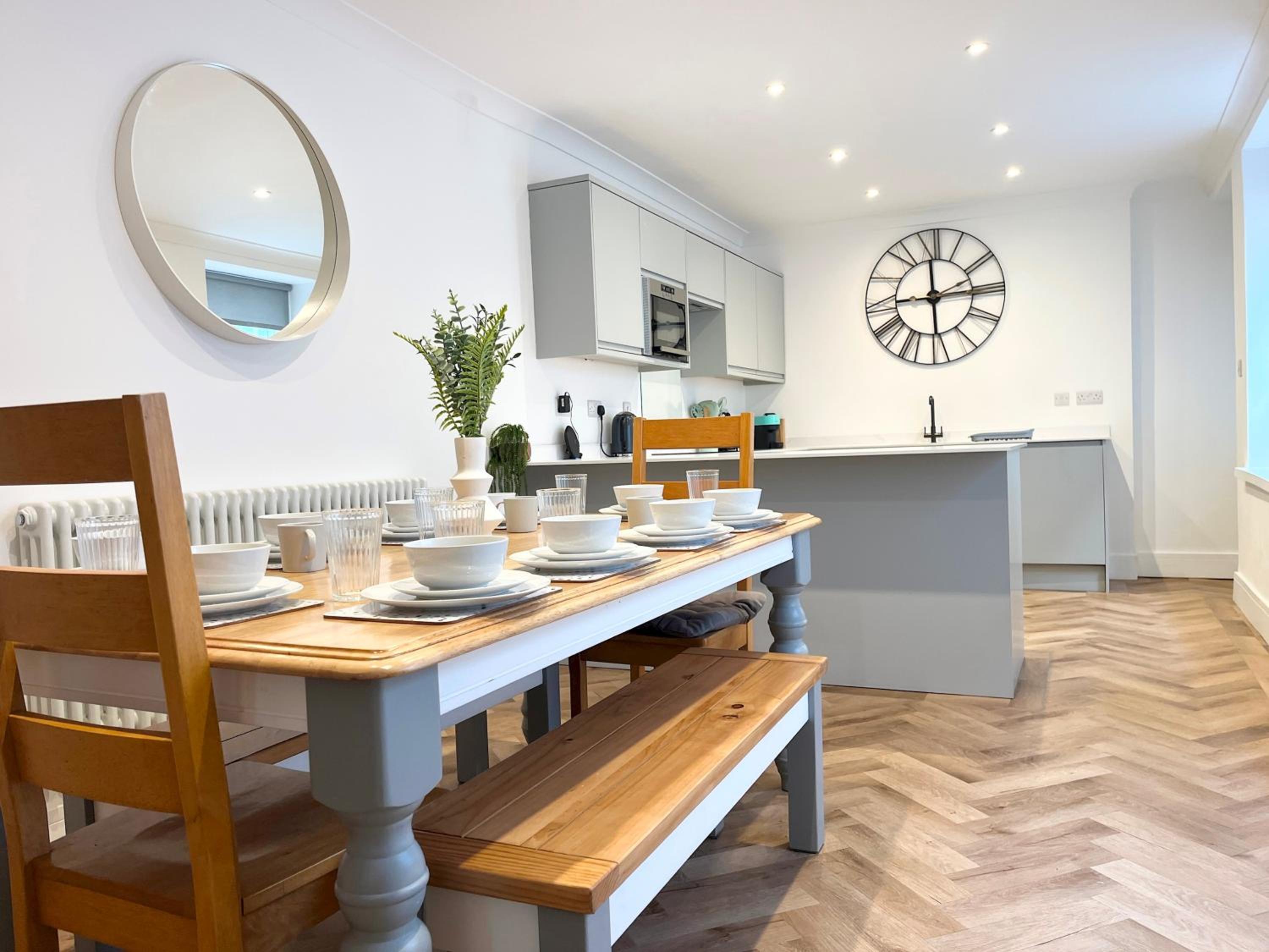 Spacious Home Near Seafront & Train Station 5 Bed Sleeps 10- Central Penzance view 3