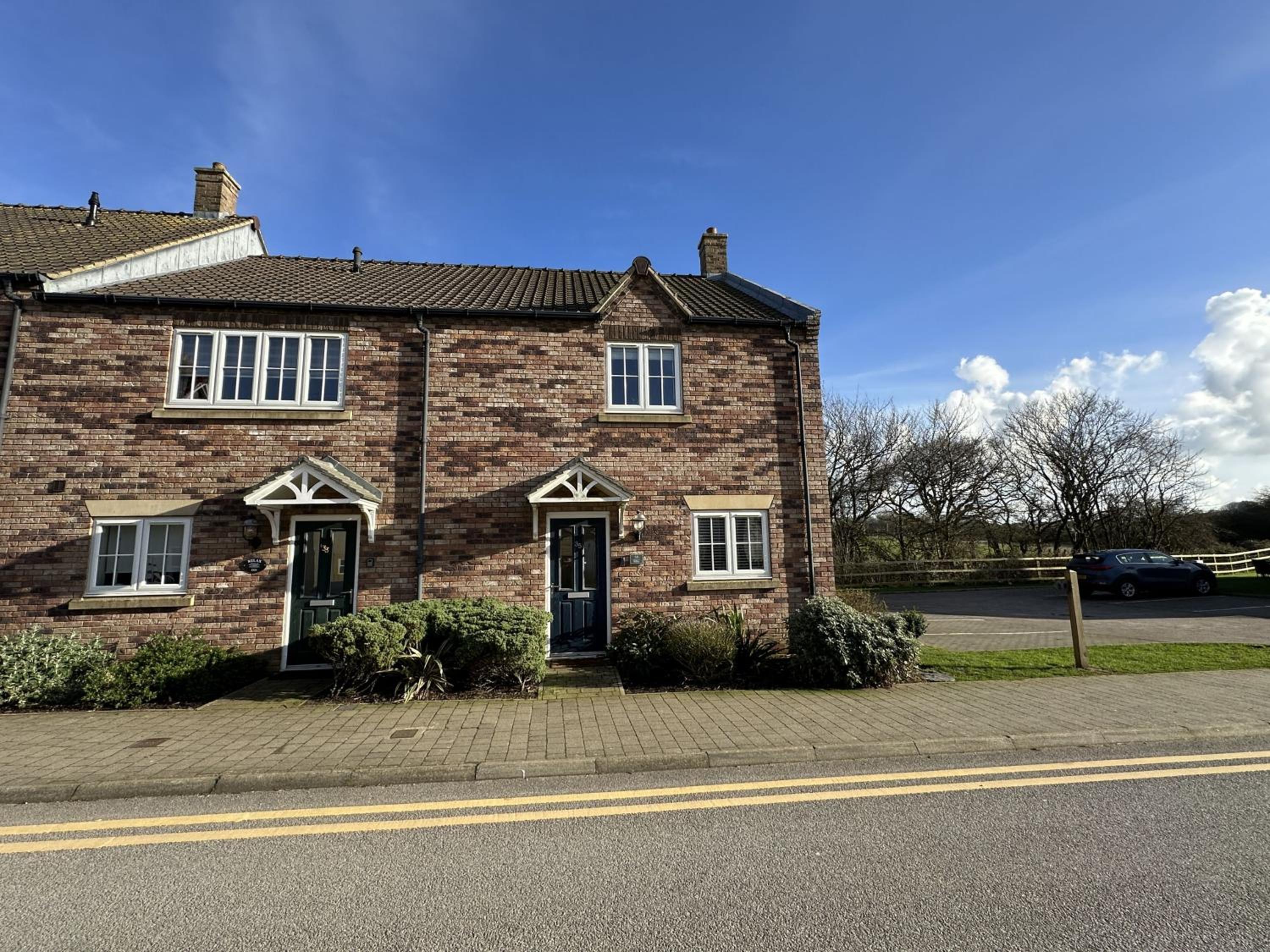 Montys Maison - Part of the The Bay Filey Holiday Village with pool, gym and direct beach access, pub, restaurant, tennis and meadows walks view 2