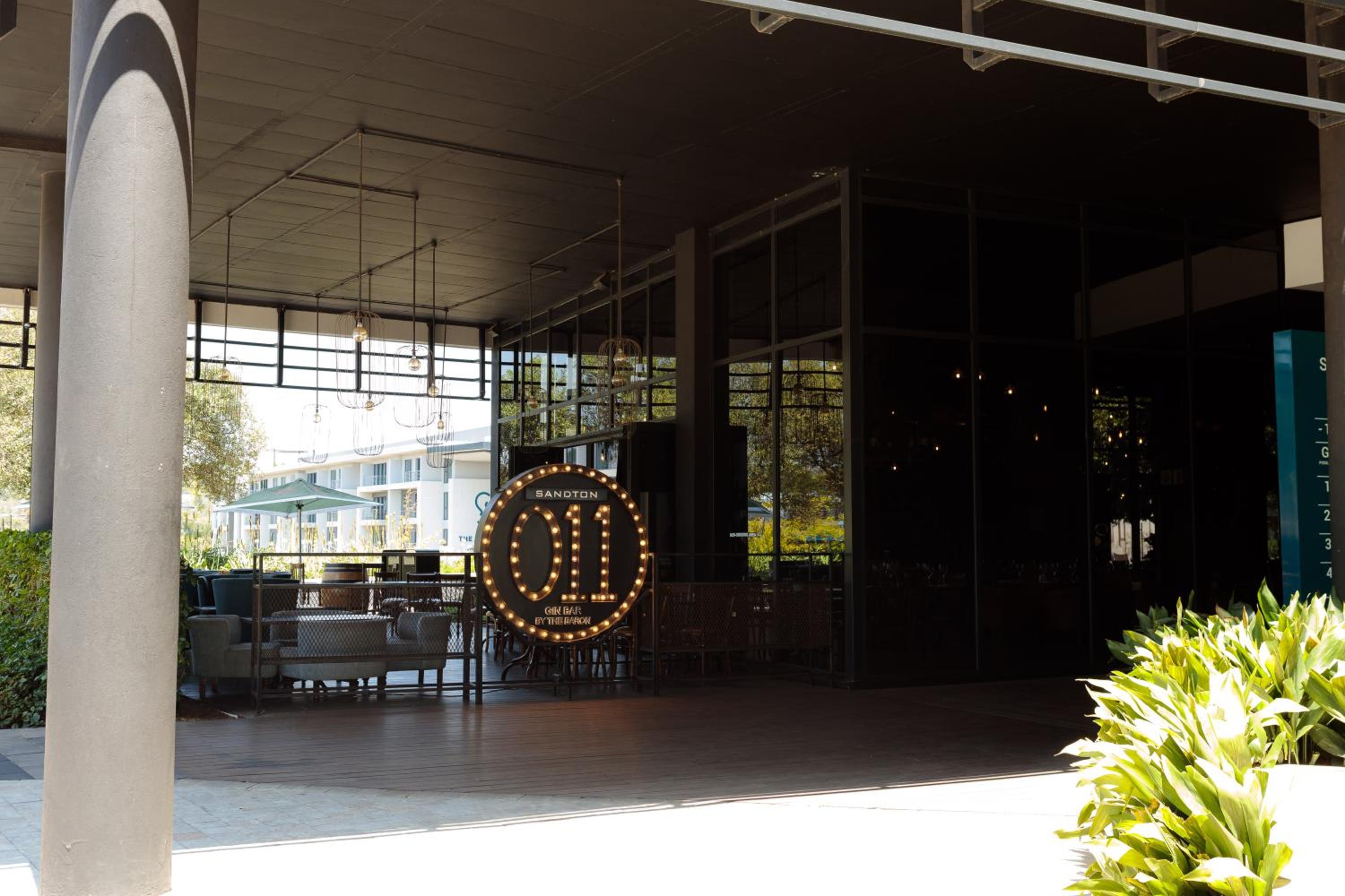 The Four J's Luxury Apartment