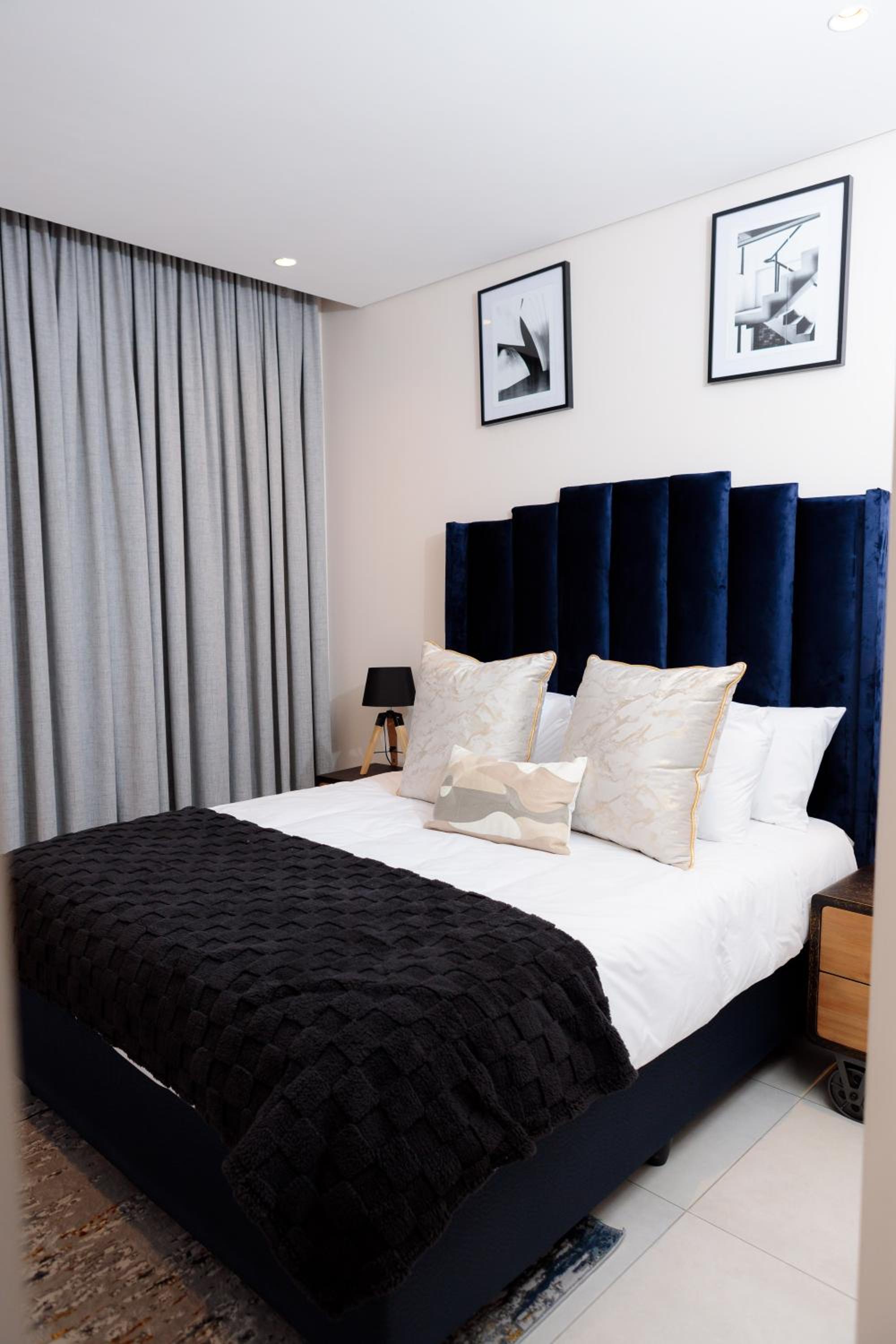 The Four J's Luxury Apartment