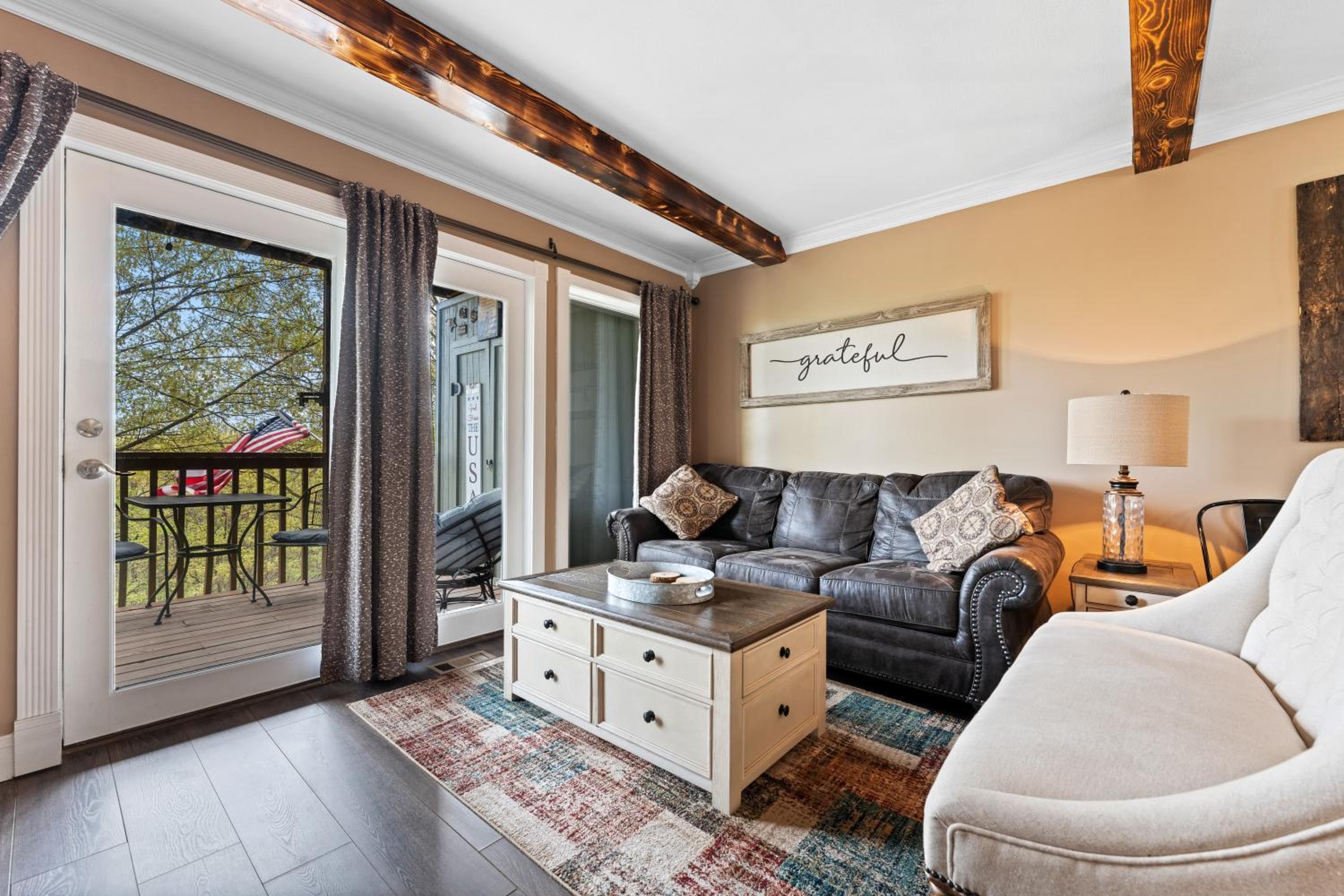 Free Daily Silver Dollar City Tickets  other Branson attractions! Cozy Branson Condo, Lower level, WALK-IN - Property Image 31