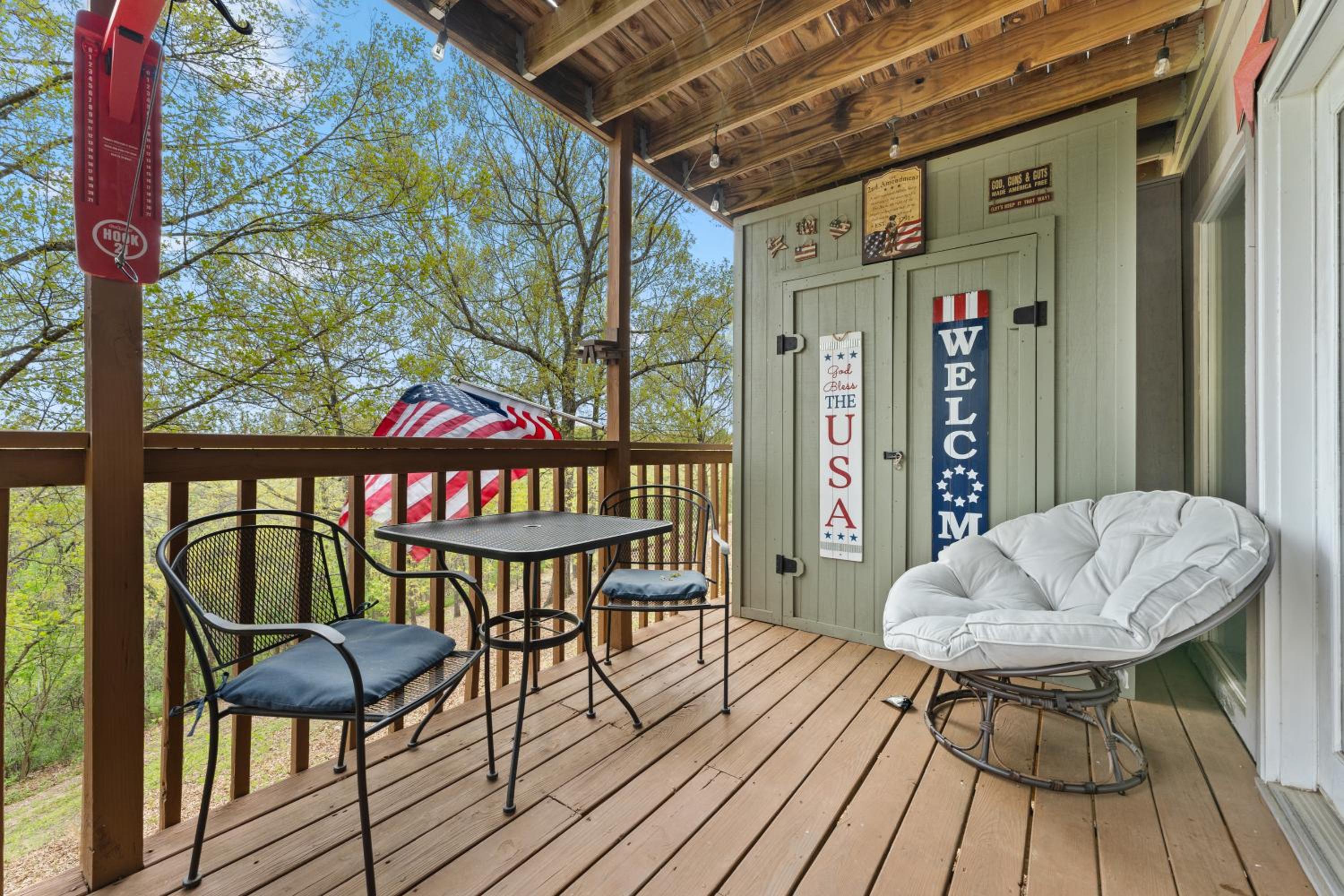 Free Daily Silver Dollar City Tickets  other Branson attractions! Cozy Branson Condo, Lower level, WALK-IN - Property Image 12