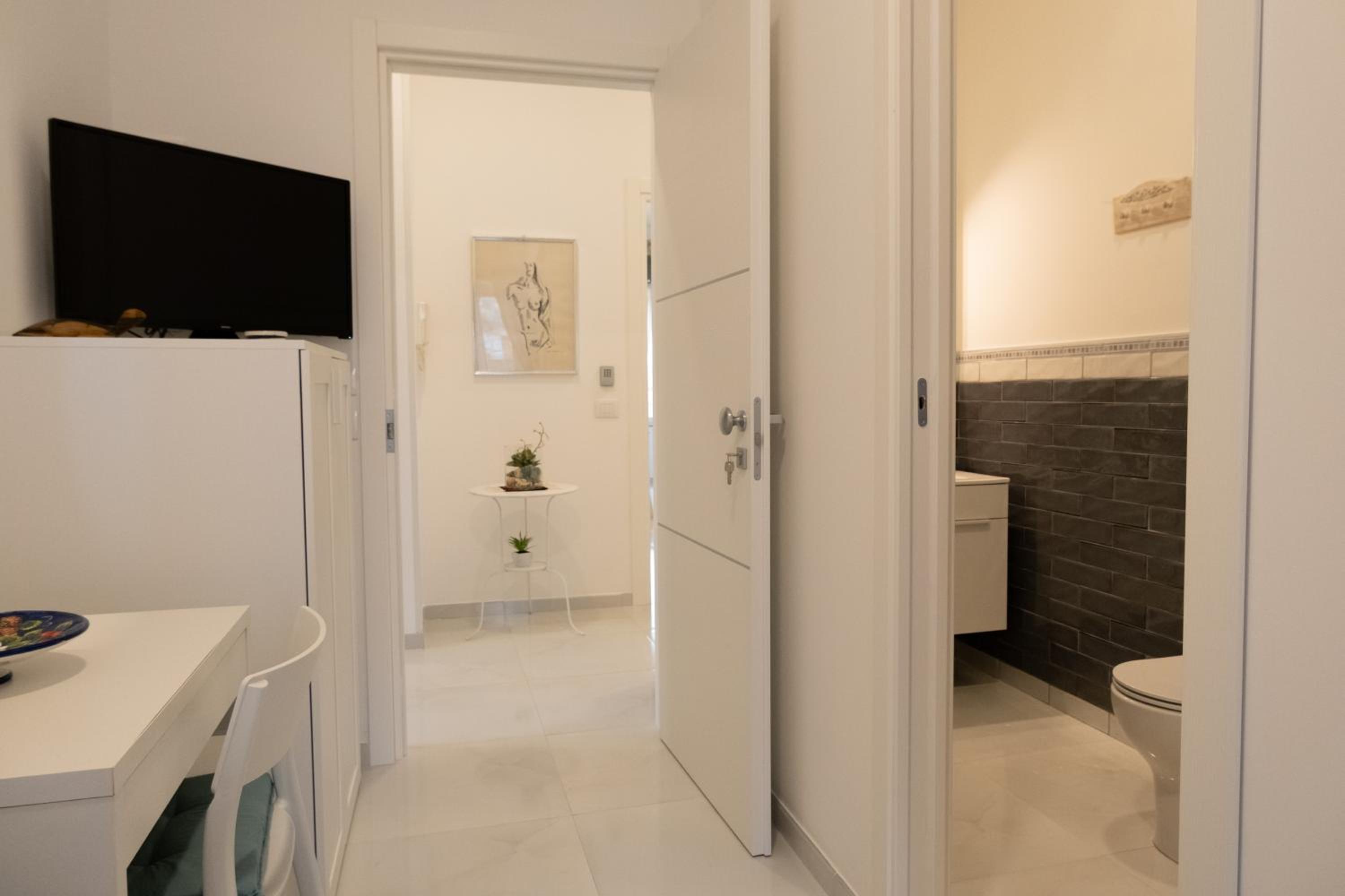 Montalbino House - Rooms and Apartments