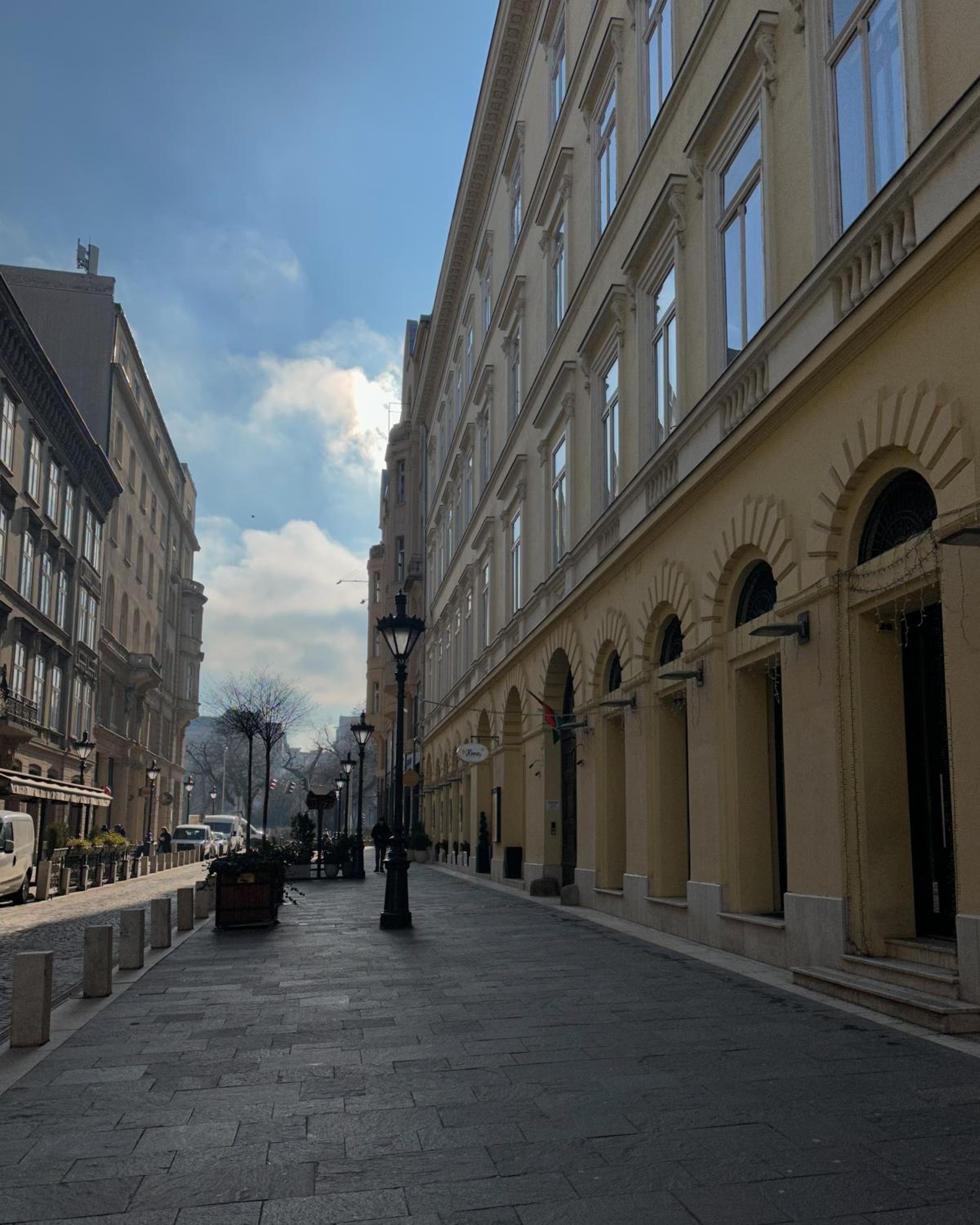 Dolce Vita Basilica view 4