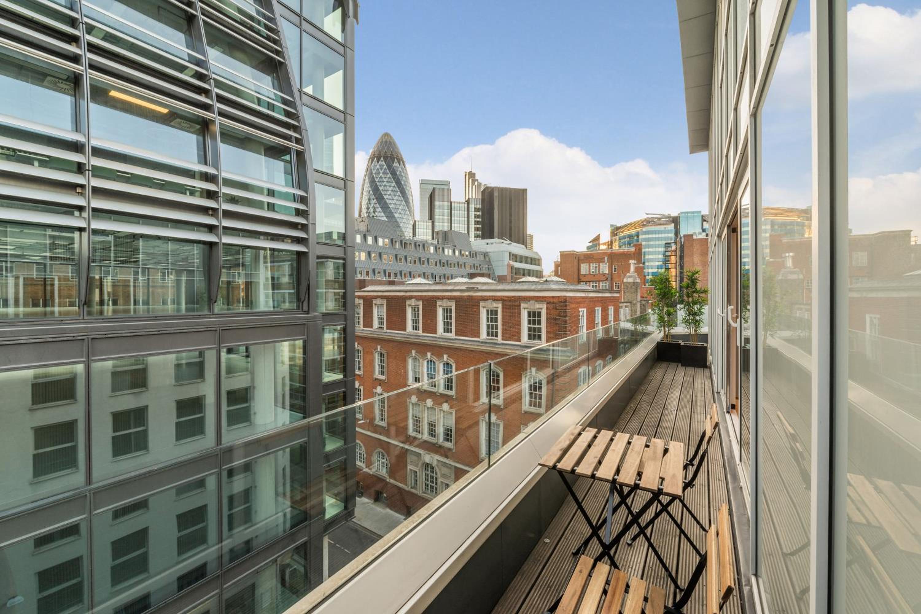 Stay Kula London - Tower Hill