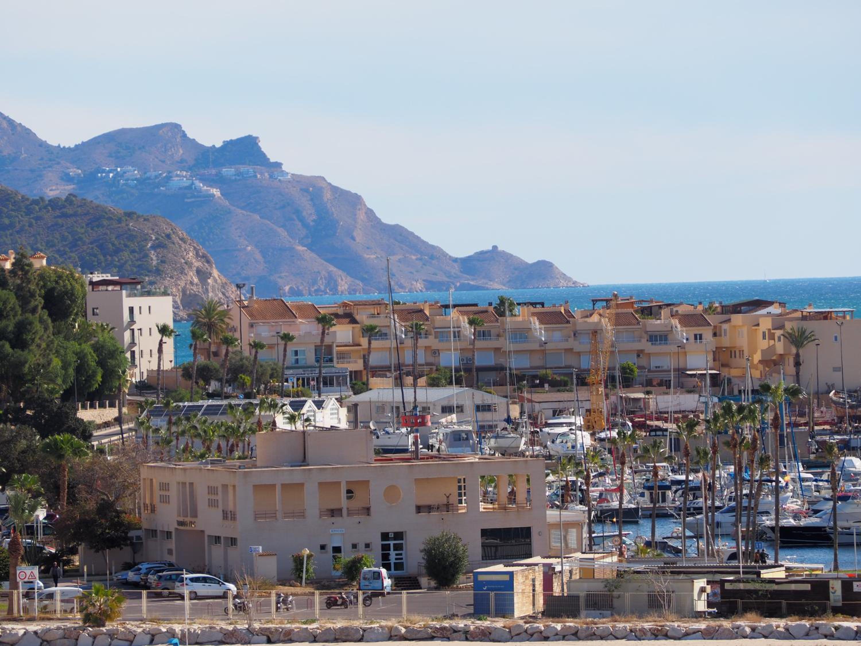 Apartamento L´espigo de Saoret primera linea playa Centro soleado y recien renovado