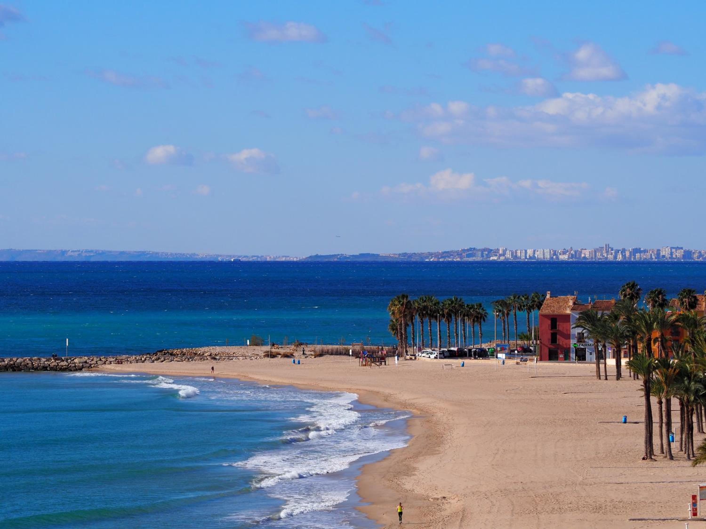 Apartamento L´espigo de Saoret primera linea playa Centro soleado y recien renovado