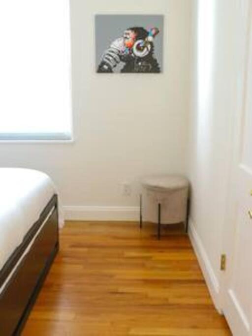 Photo 33