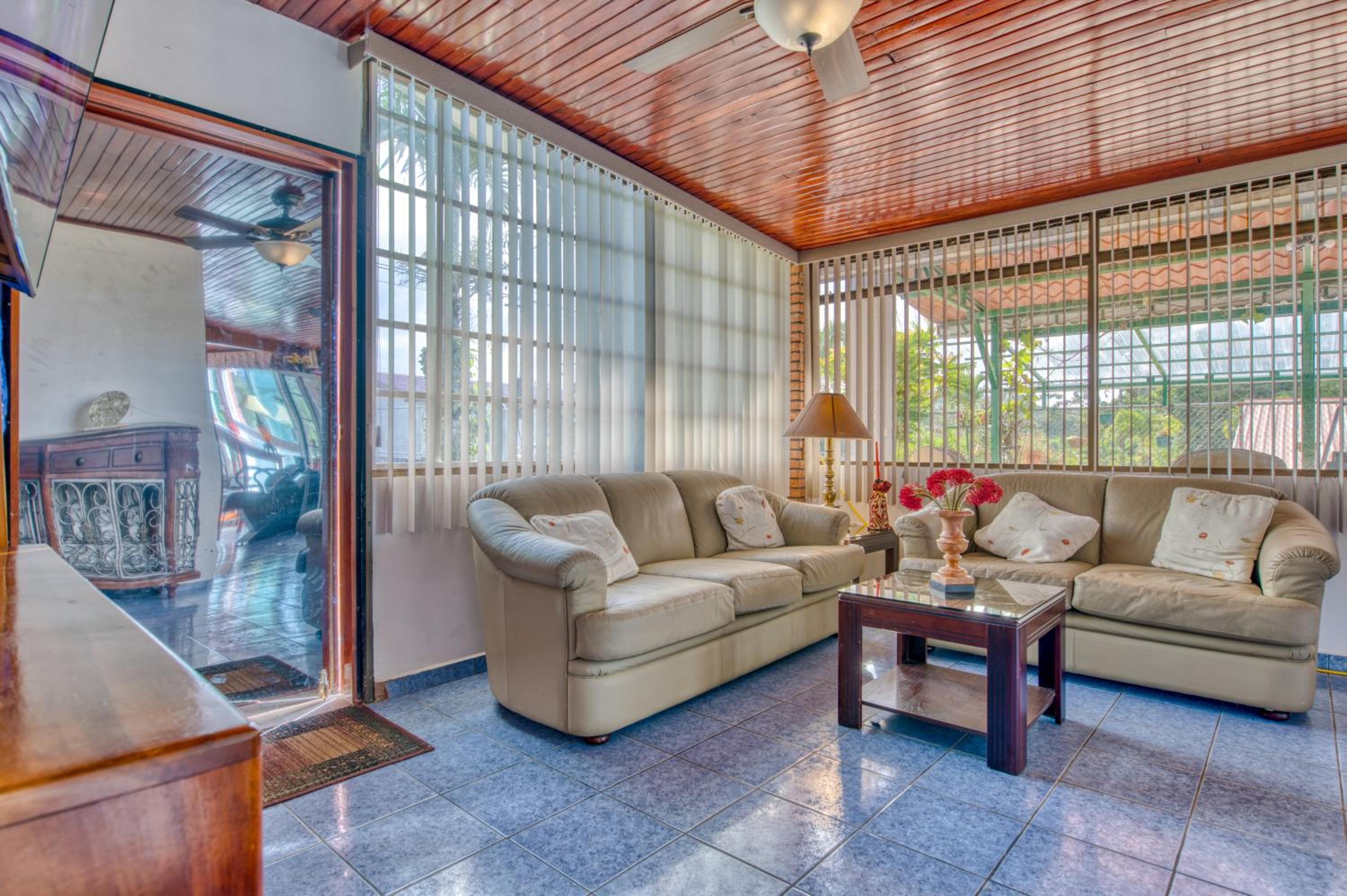 Arenal Chill Inn