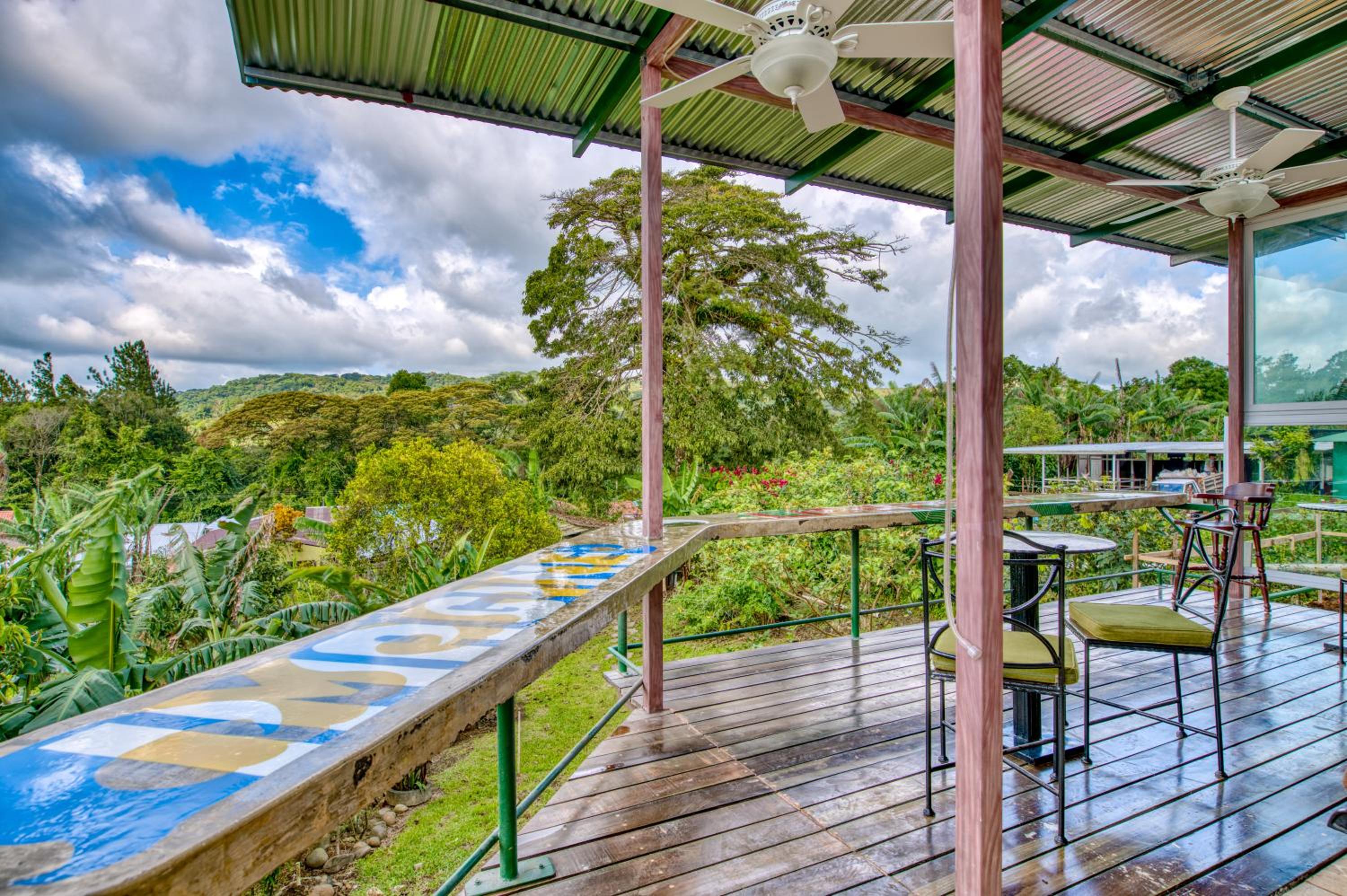 Arenal Chill Inn