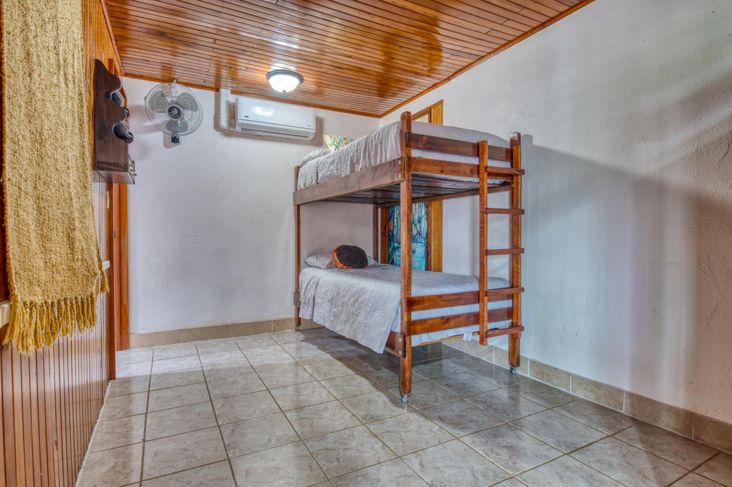 Arenal Chill Inn