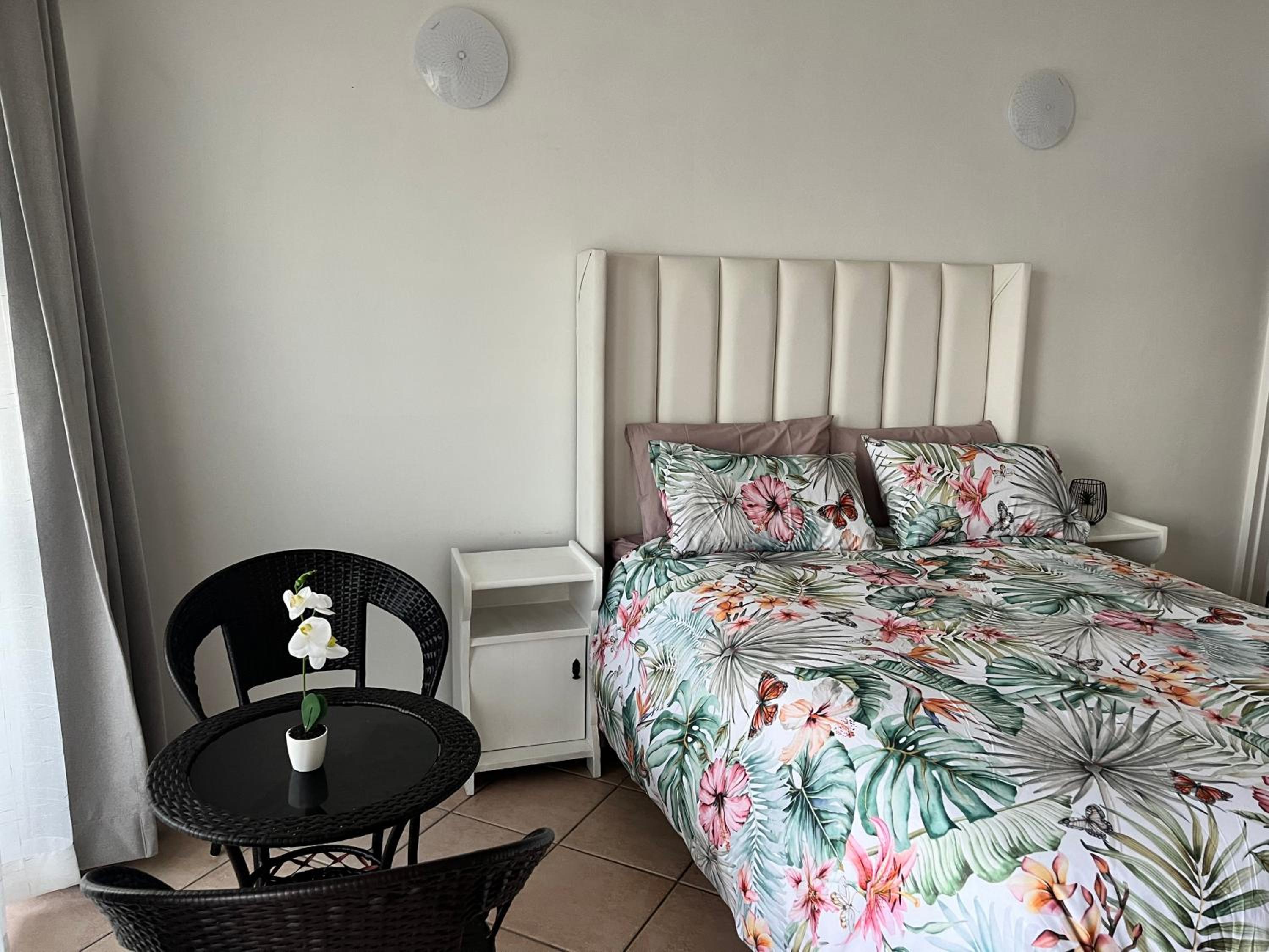 Stella Maris Flat 93 Amanzimtoti view 2