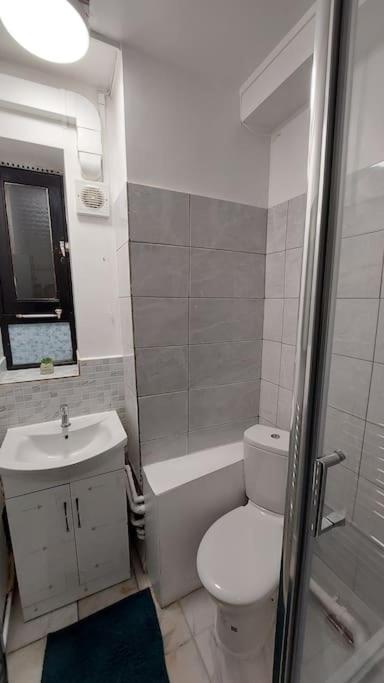 Gatesden Guest House