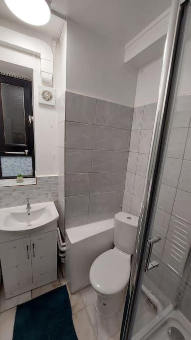 Gatesden Guest House